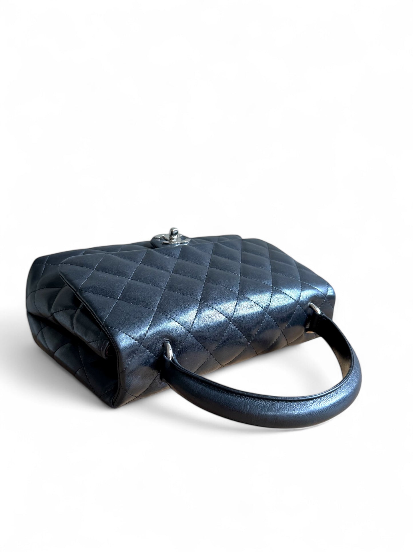 CHANEL Lambskin Quilted Medium Kelly Flap Bag