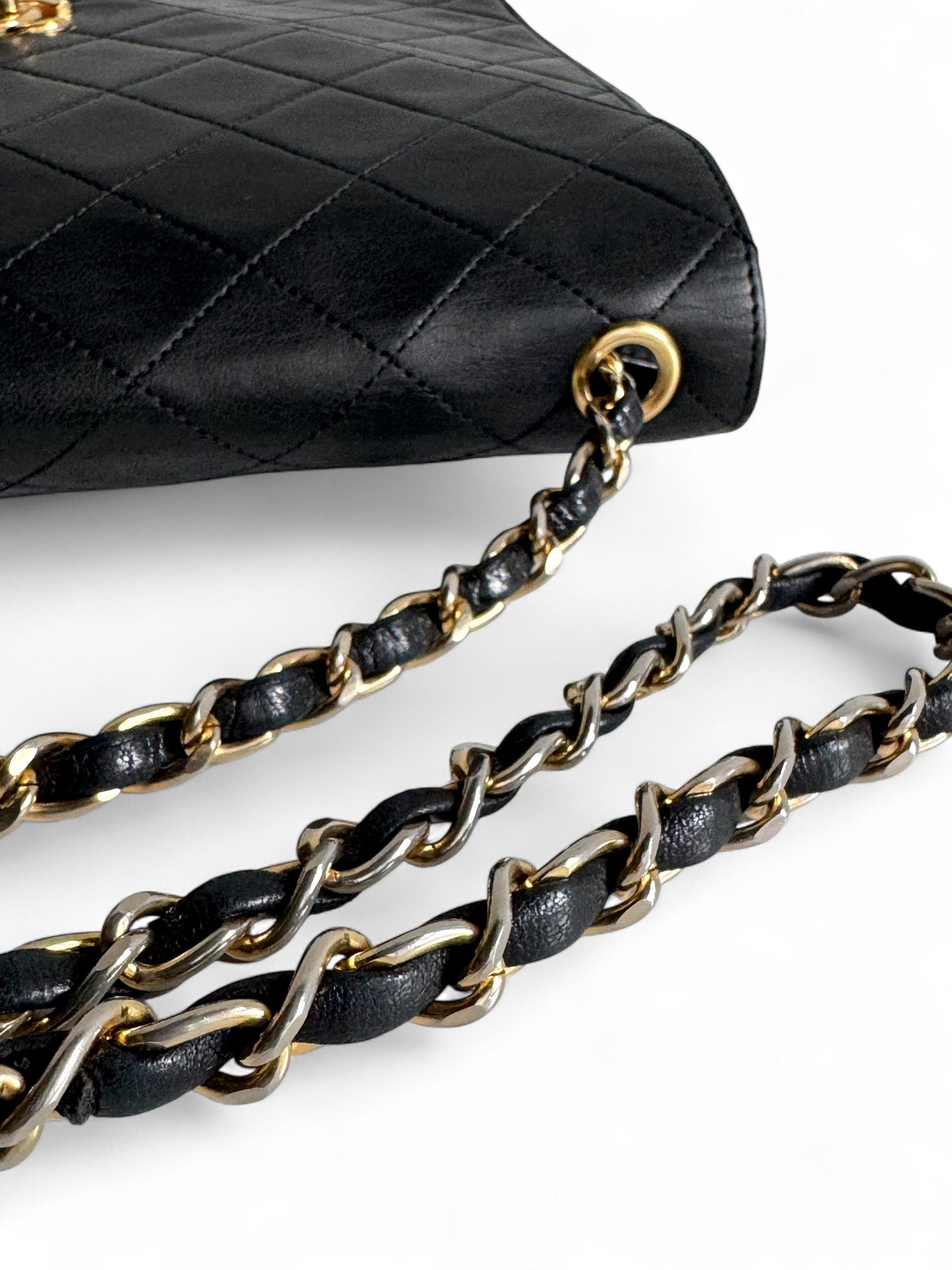 CHANEL Lambskin Diamond Stitch Envelope Single Flap