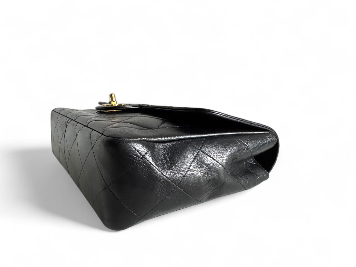 CHANEL Lambskin Quilted Medium Single Flap