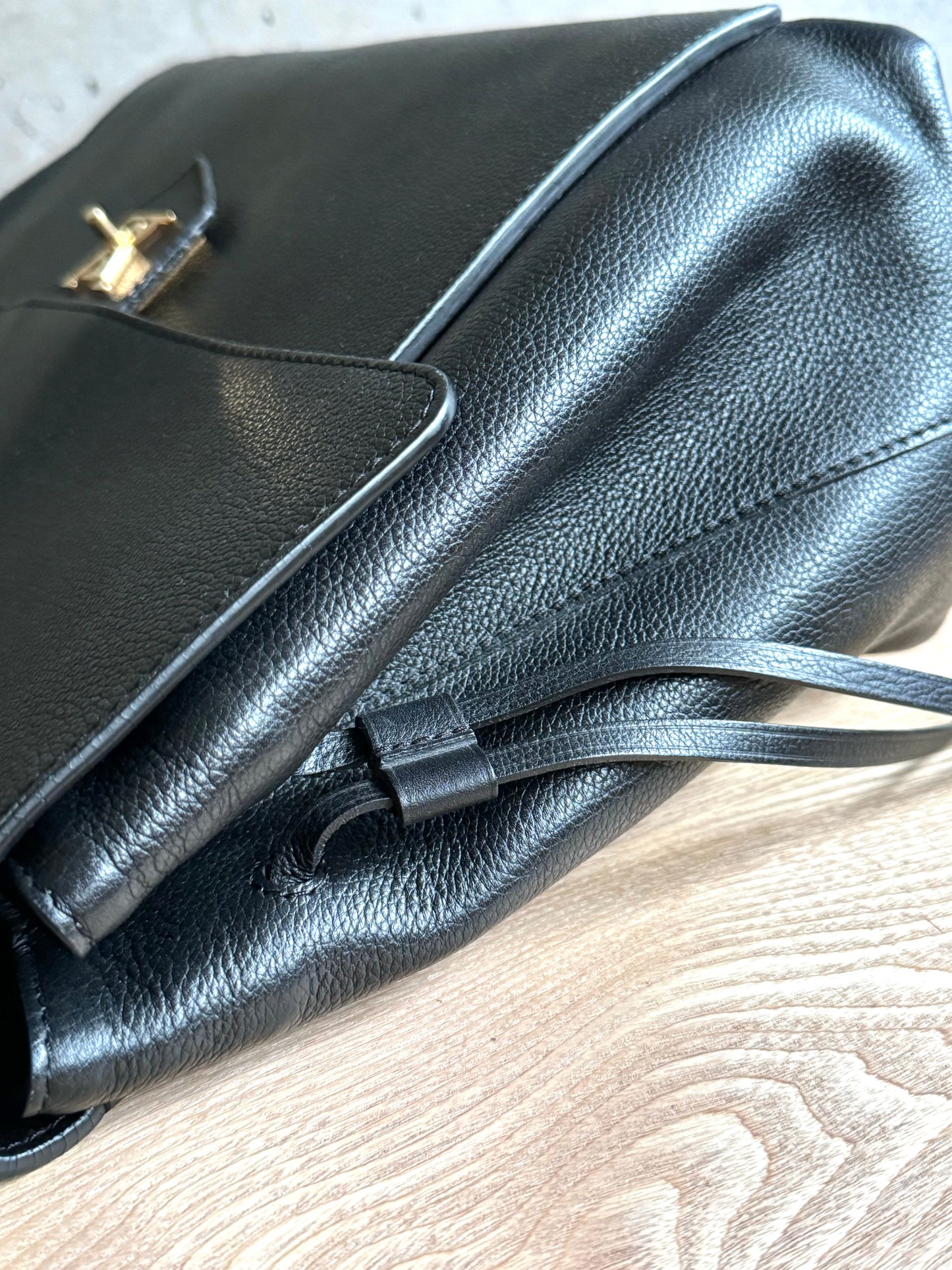 LOUIS VUITTON Calfskin Lockme MM