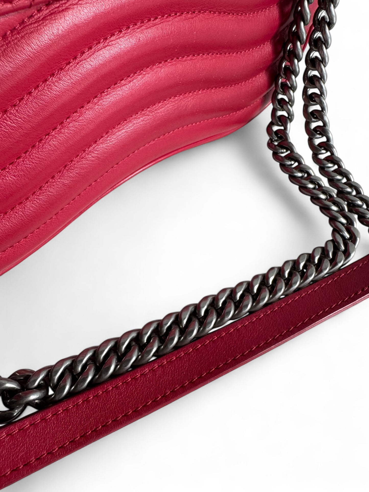 LOUIS VUITTON Calfskin New Wave Chain MM