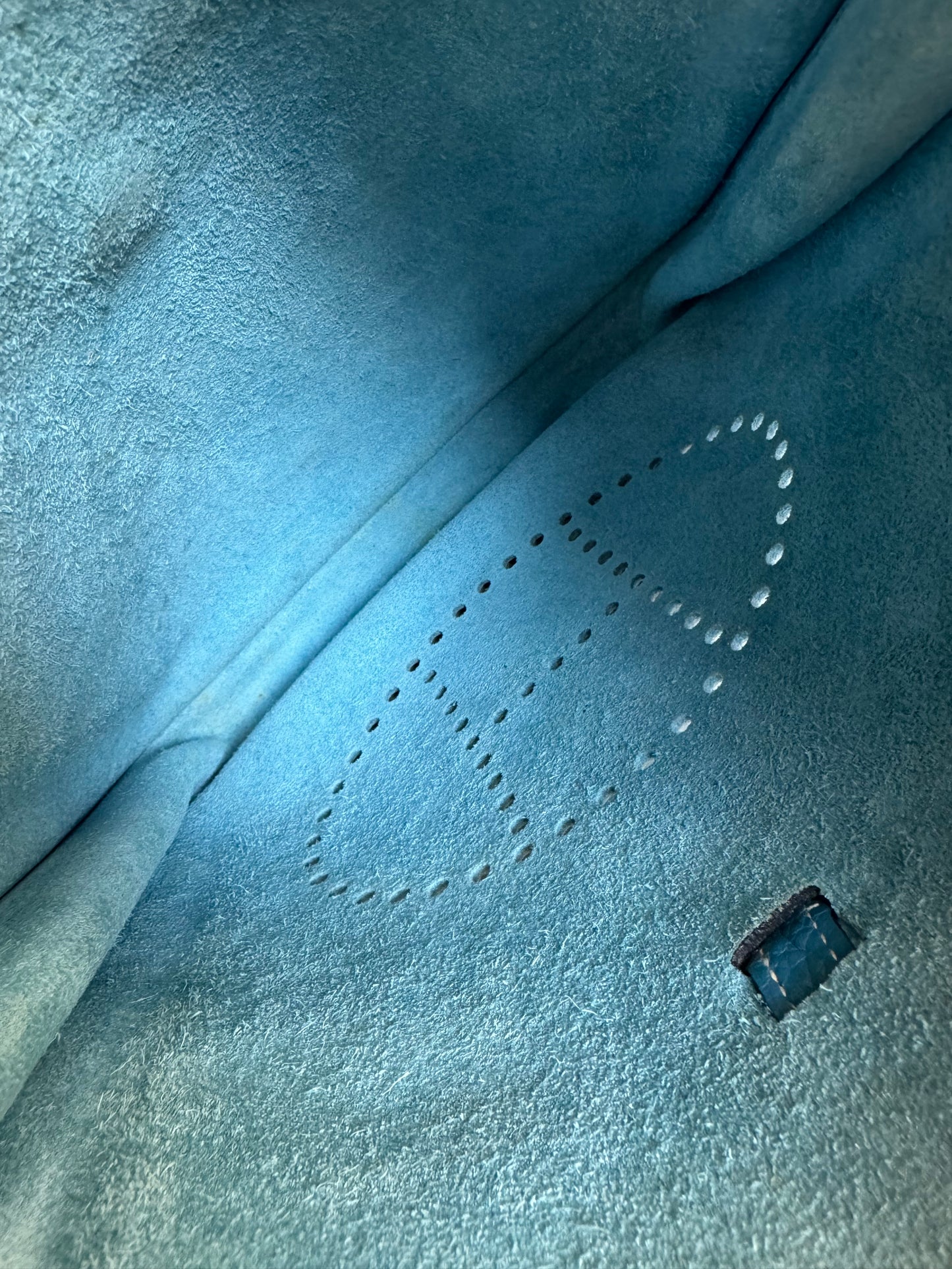 HERMÈS Taurillon Clemence Evelyne II PM Bleu Jean