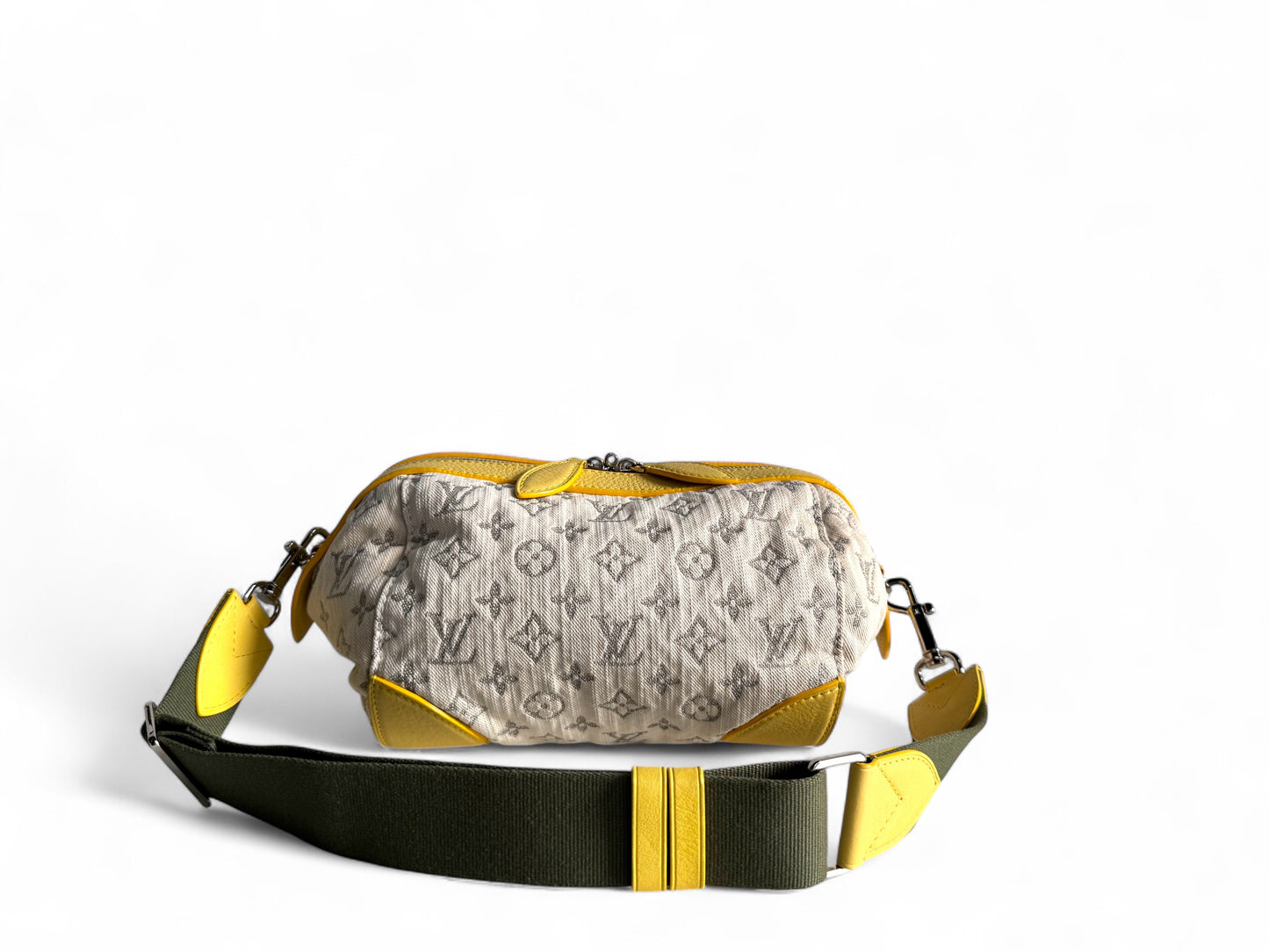 LOUIS VUITTON Monogram Denim Pochette Round Bag