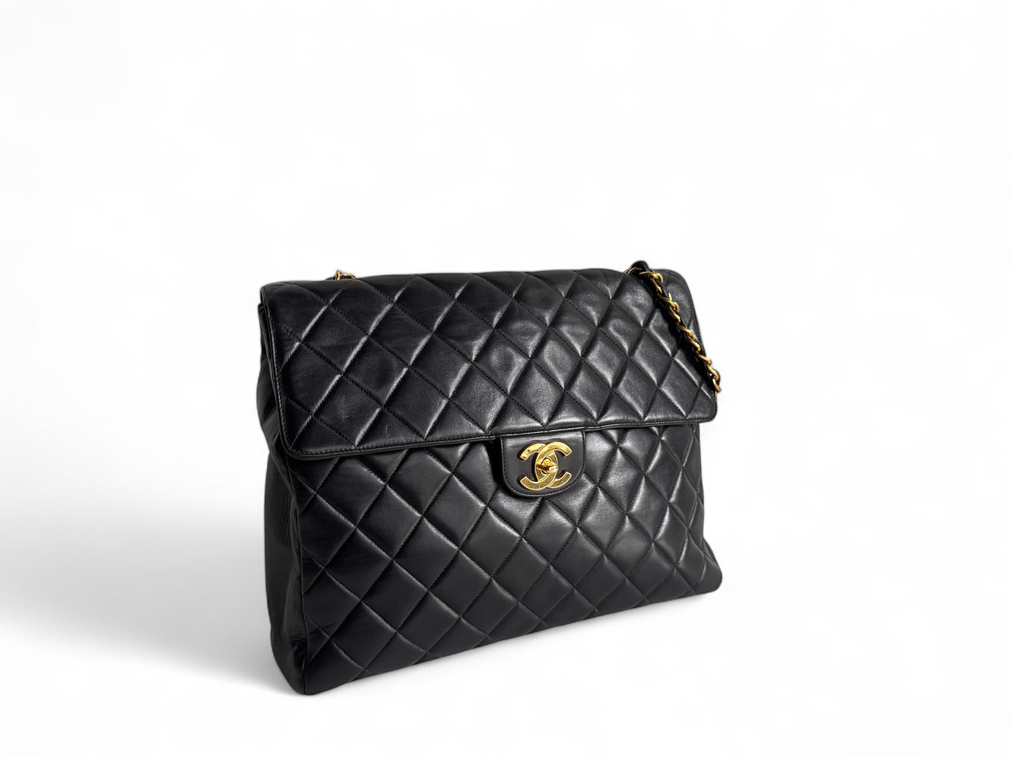CHANEL Matelasse Lambskin Single Flap Bag