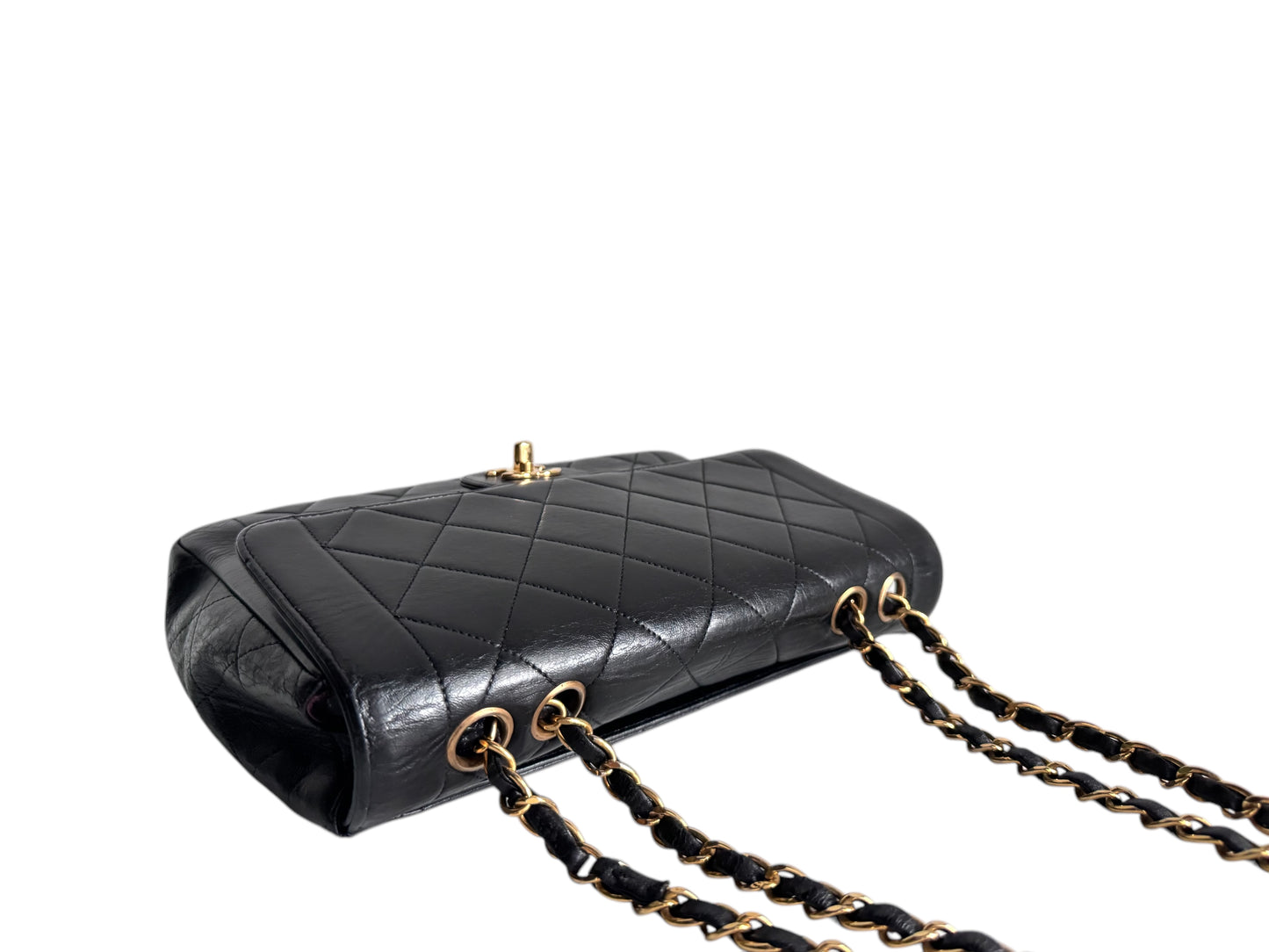 CHANEL Lambskin Quilted Medium Single Flap