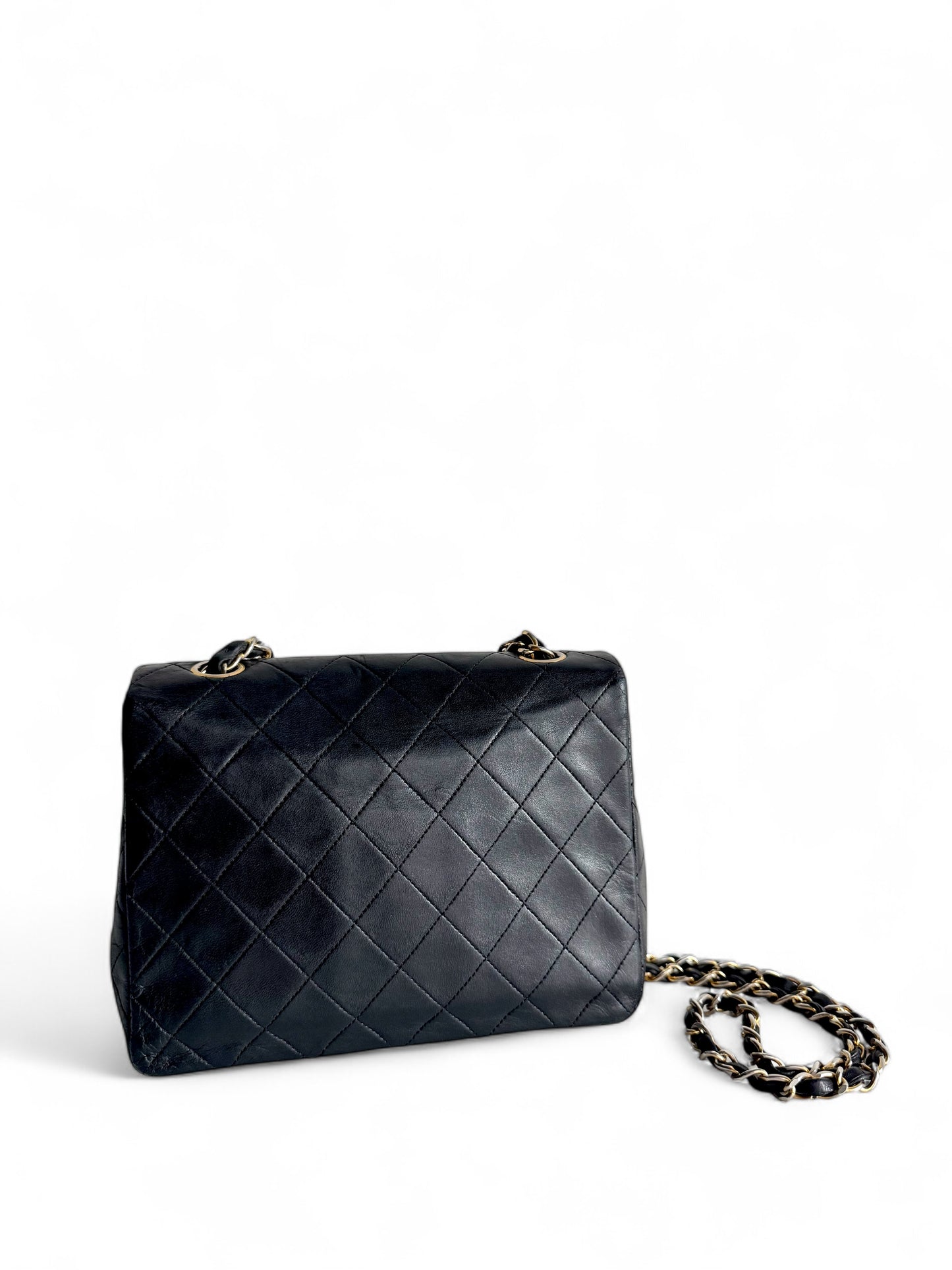 CHANEL Lambskin Quilted Small Single Flap