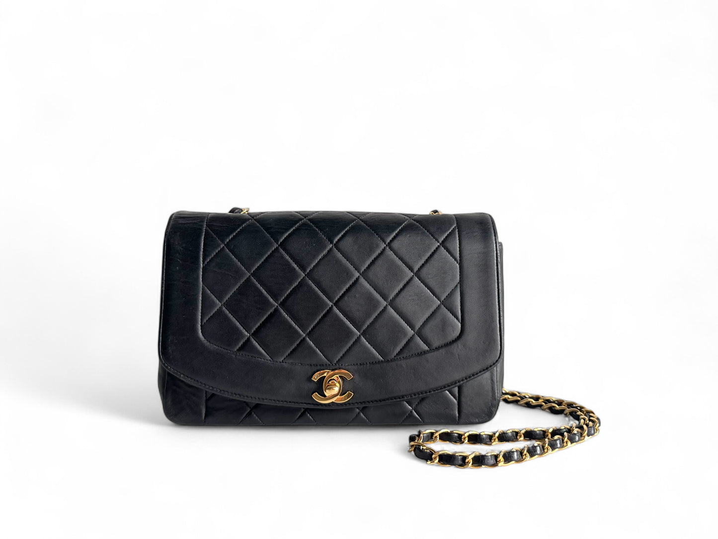 CHANEL Lambskin Diana Quilted Medium Single Flap