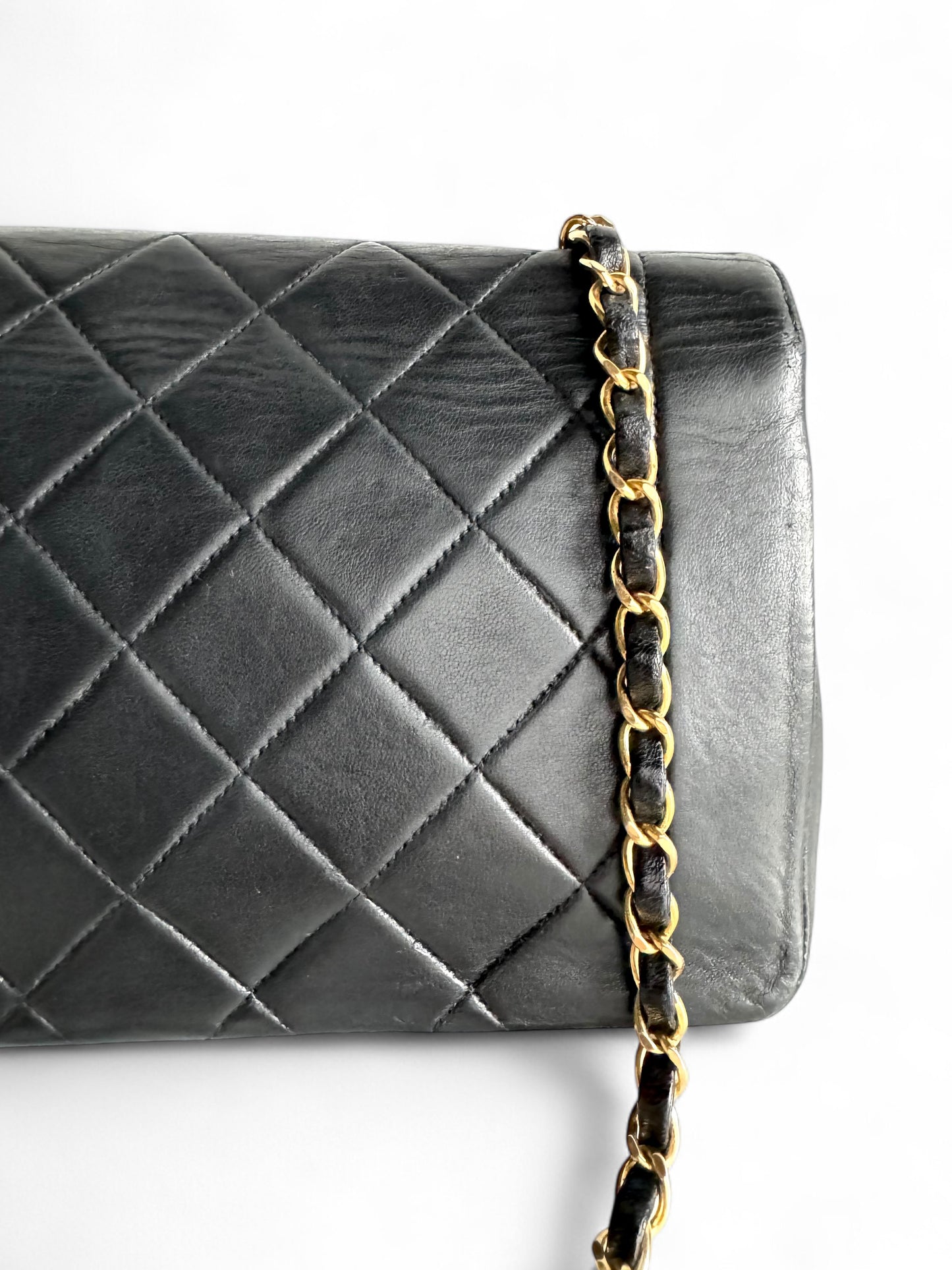 CHANEL Lambskin Diana Quilted Medium Single Flap