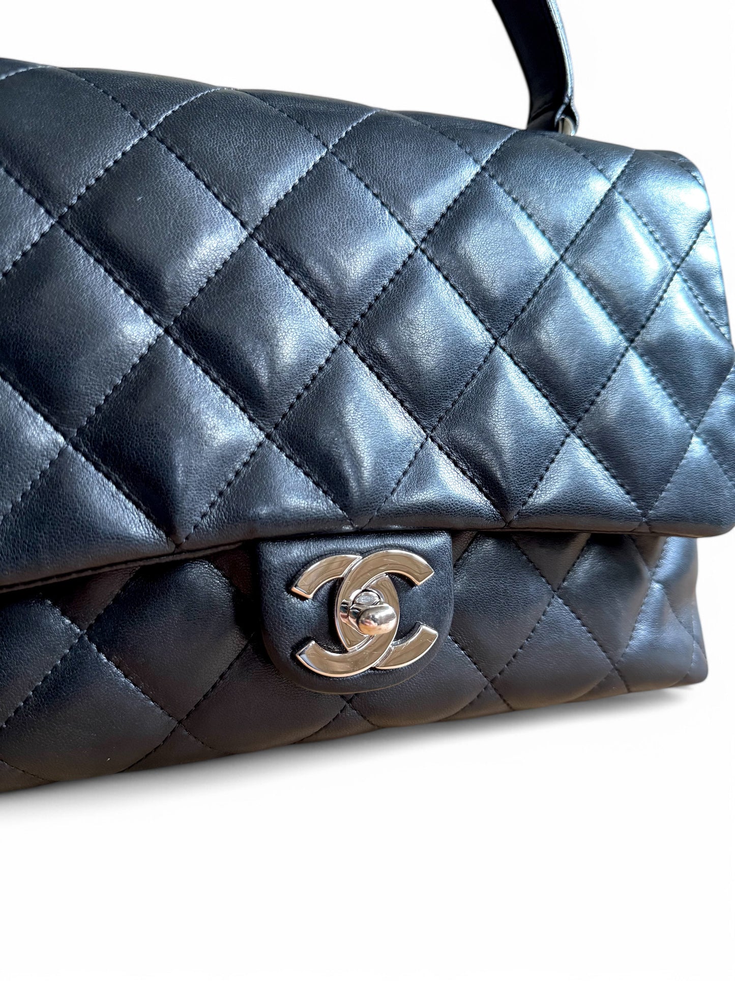 CHANEL Lambskin Quilted Medium Kelly Flap Bag