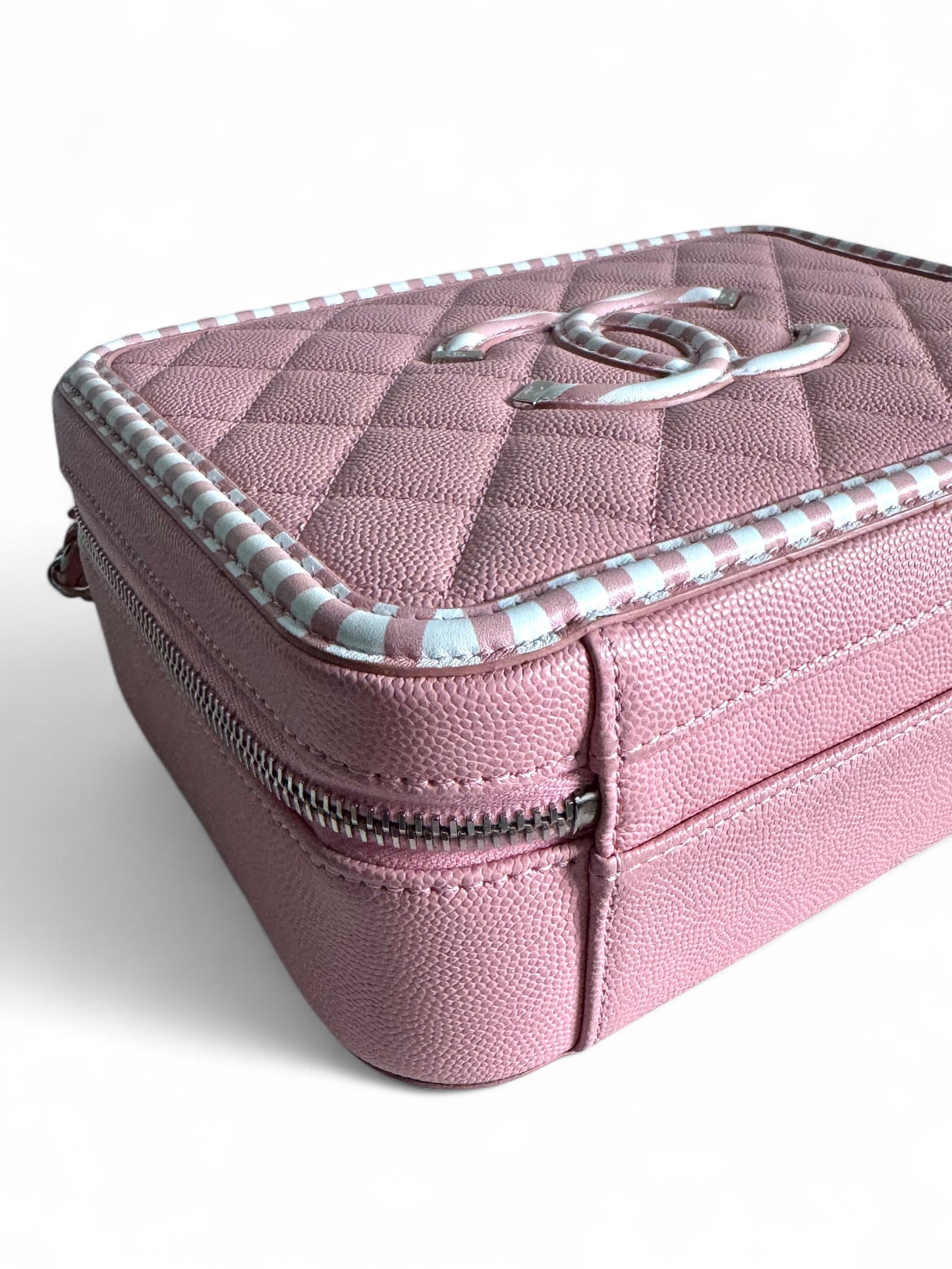 CHANEL 2018 Filigree Vanity Top Handle Bag