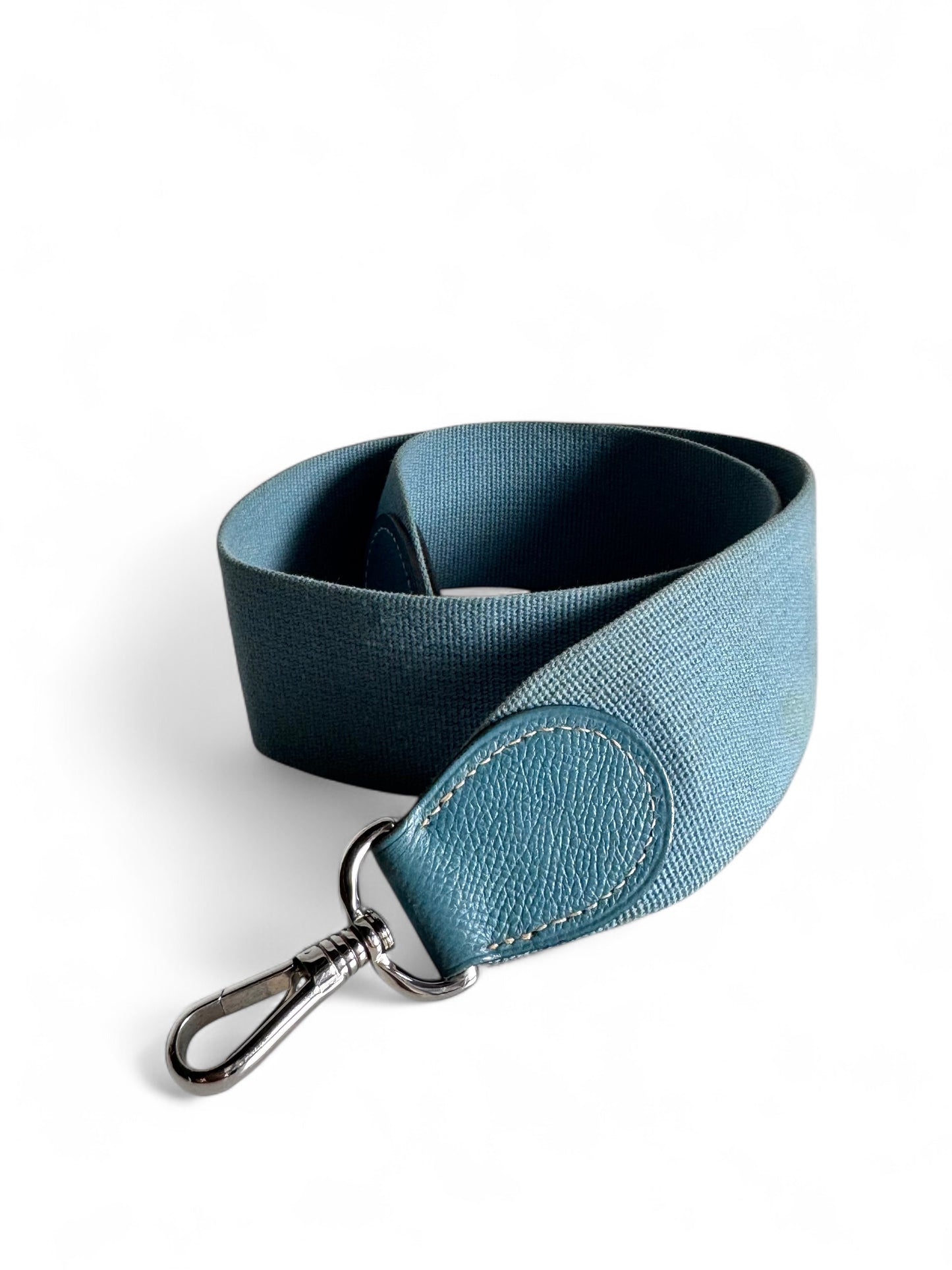 HERMES Courchevel Evelyne GM Blue Jean