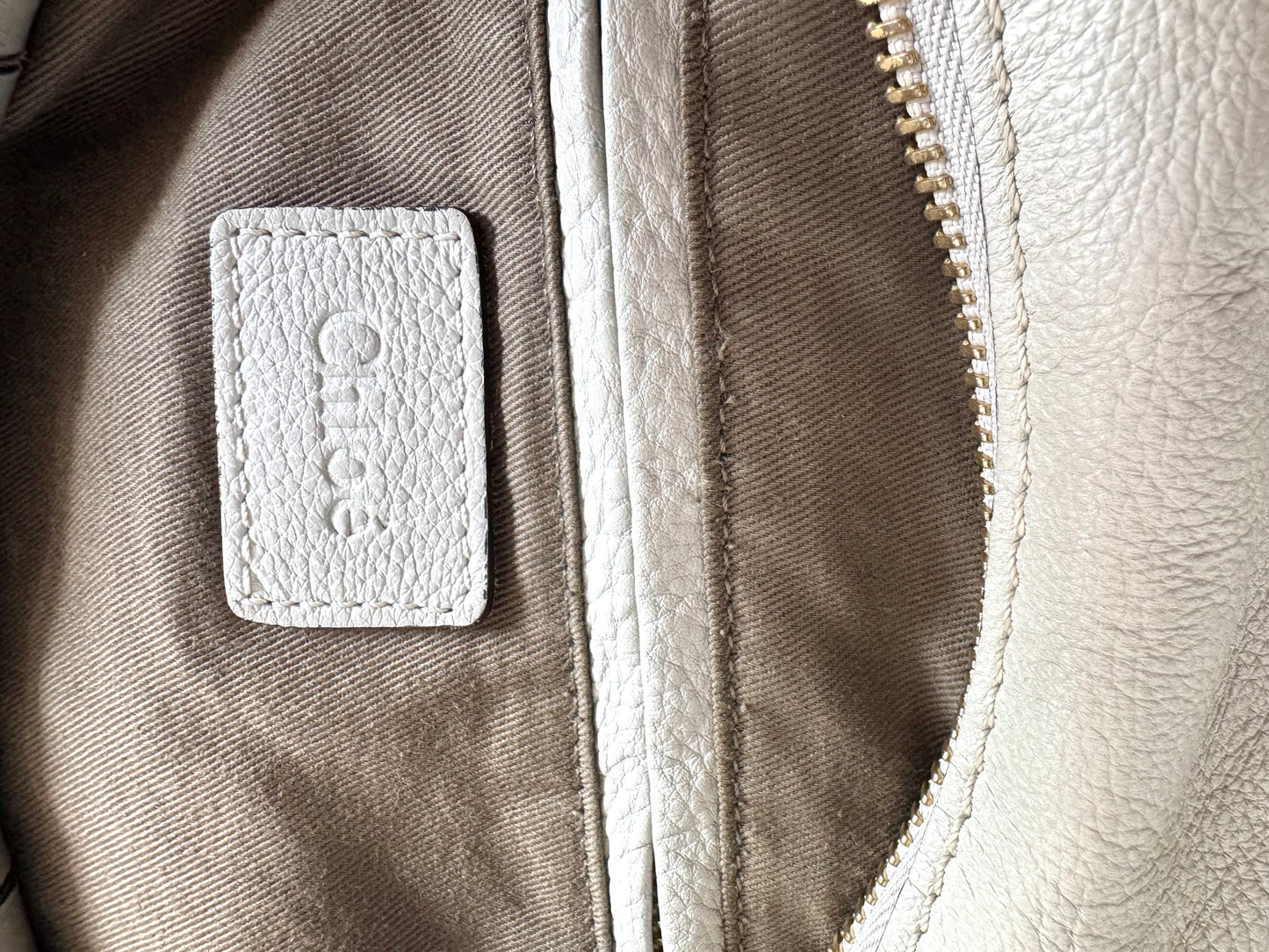 CHLOE Calfskin Medium Marcie Hobo