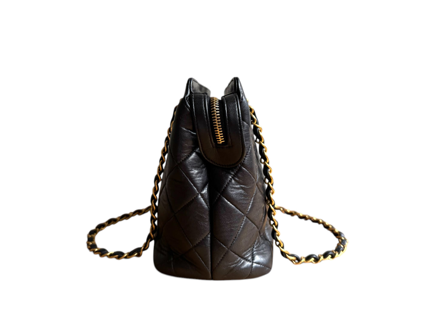 CHANEL Lambskin Quilted Shoulder Bag