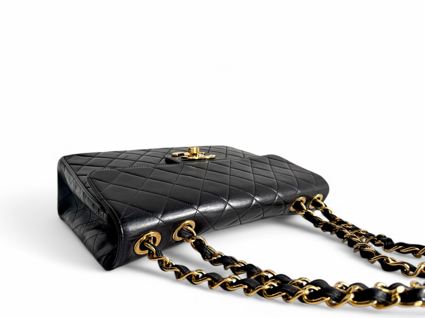 CHANEL Classic Maxi Lambskin Leather Flap Bag