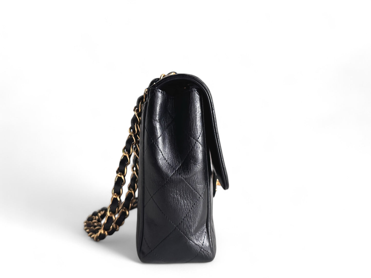 CHANEL Lambskin Quilted Medium Single Flap