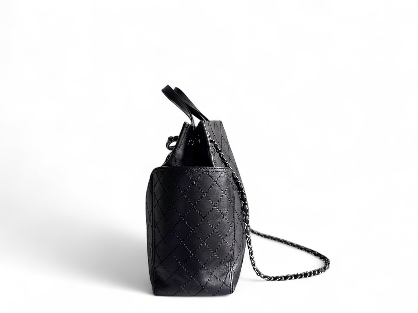 CHANEL
Calfskin CC Pocket Tote
