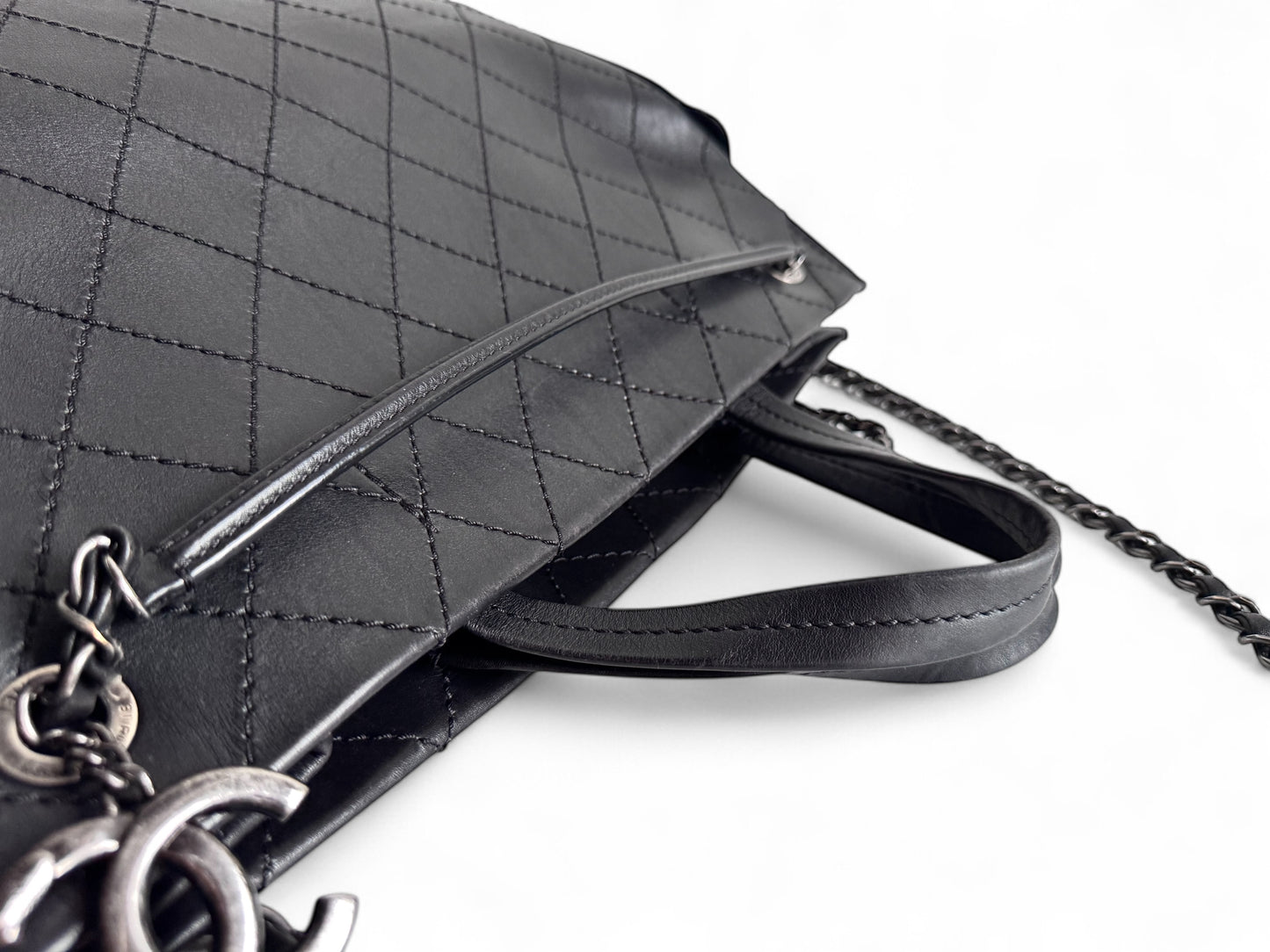 CHANEL
Calfskin CC Pocket Tote
