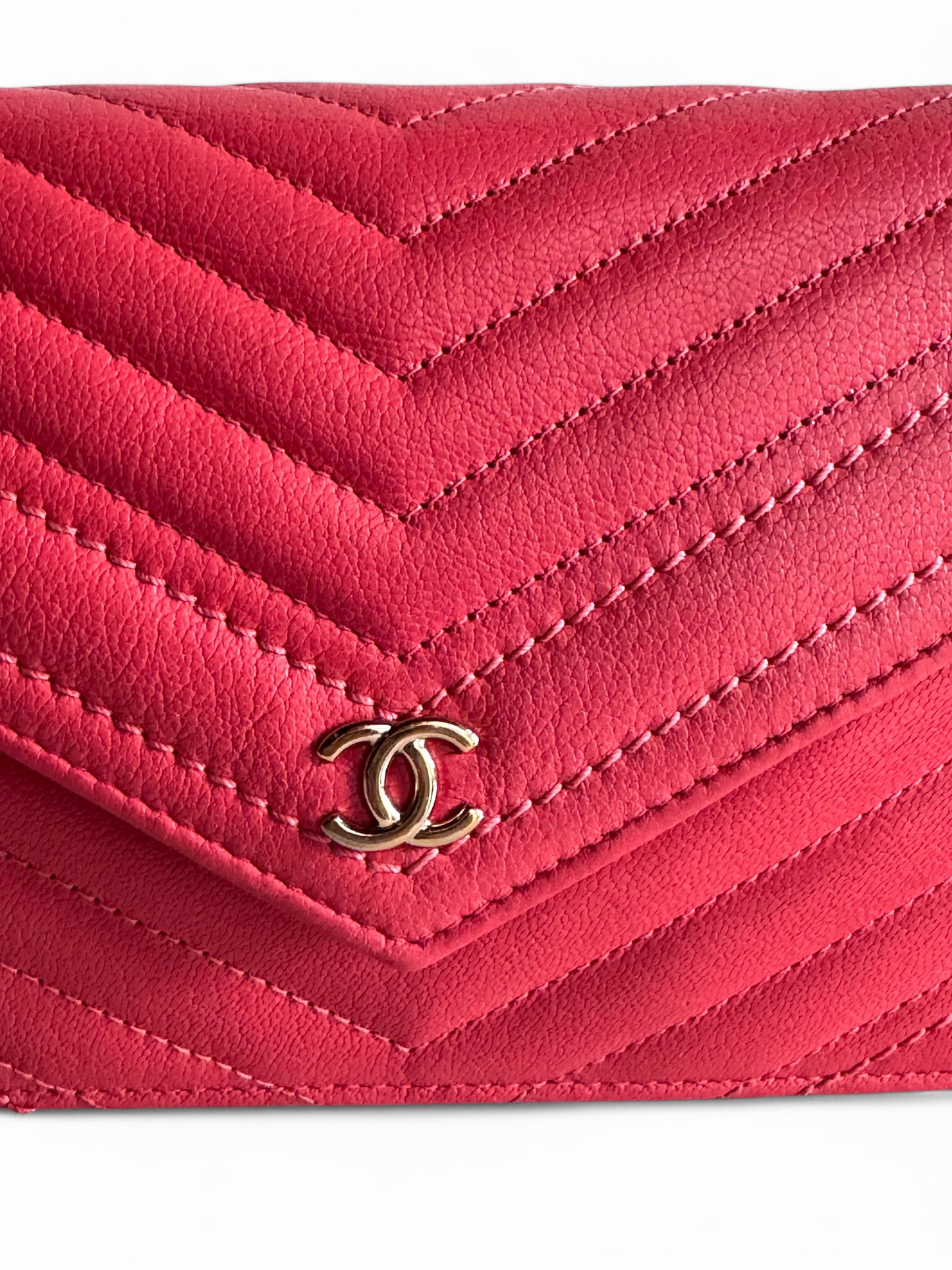 Chanel Chevron Statement Wallet On Chain