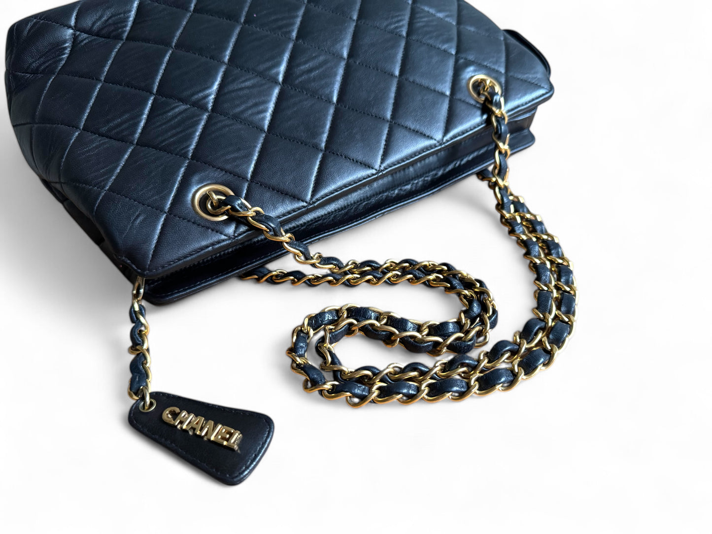 CHANEL Lambskin Quilted Shoulder Bag