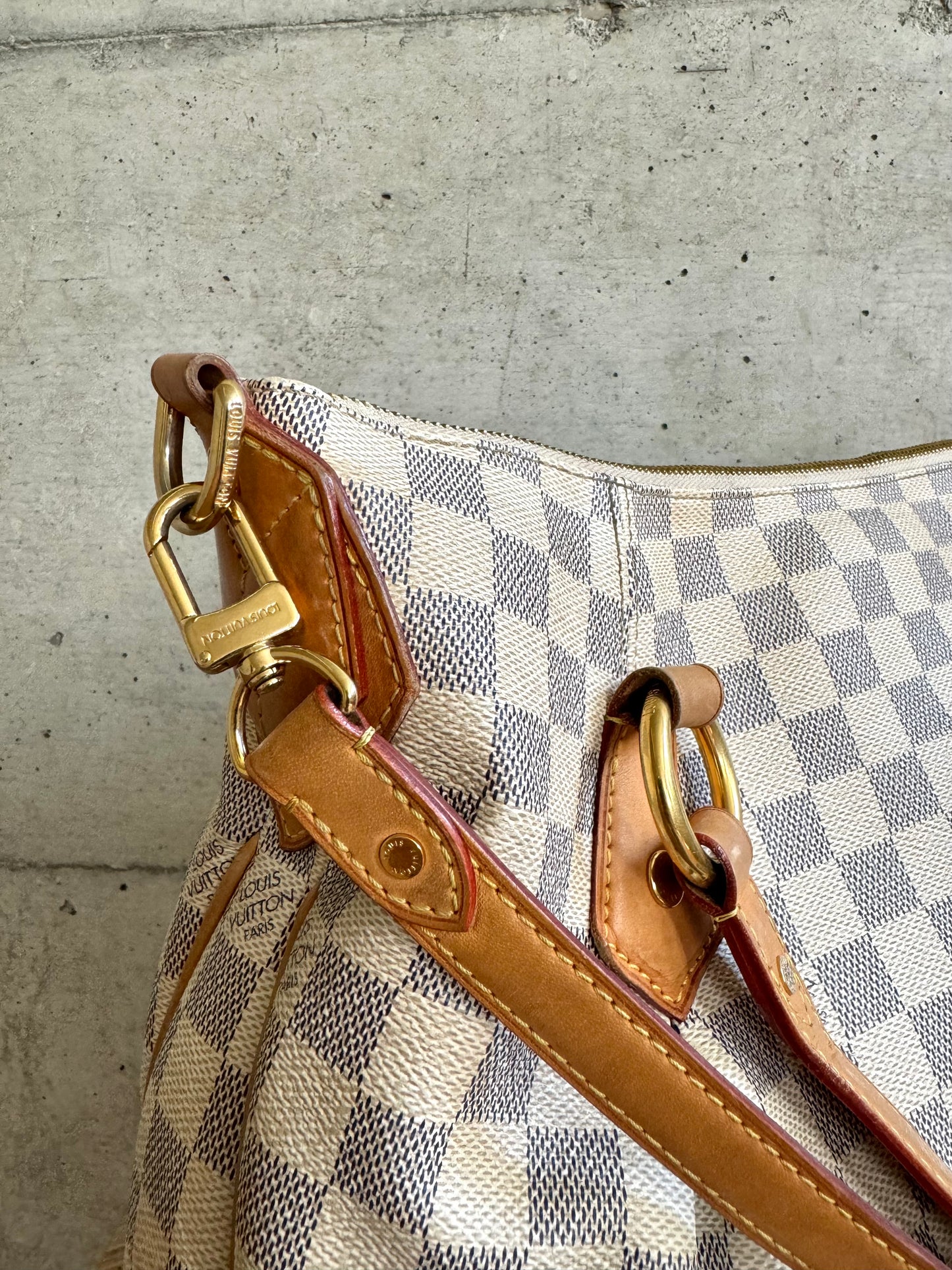 LOUIS VUITTON Damier Azur Evora MM
