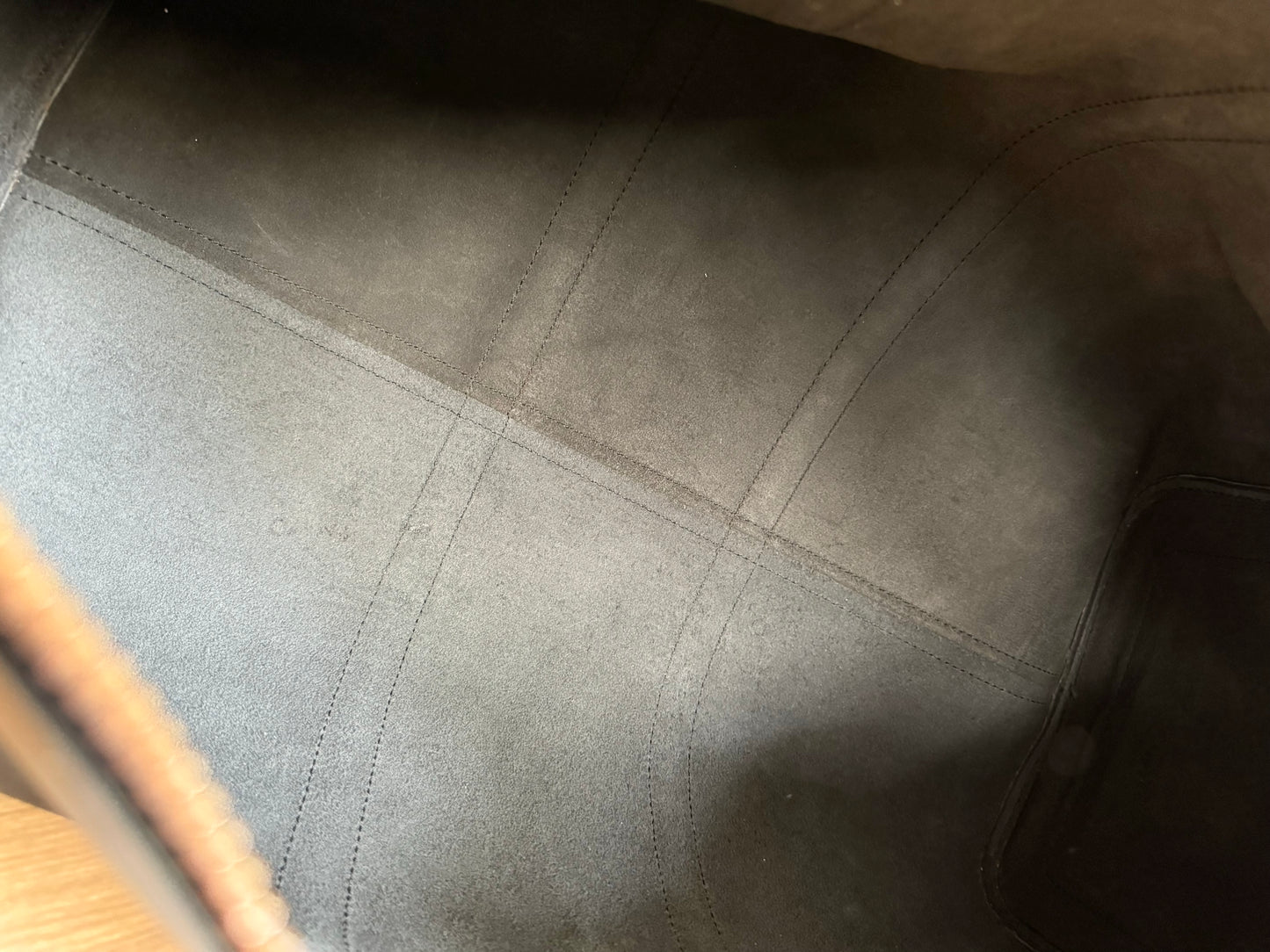 LOUIS VUITTON Epi Keepall 50 Black