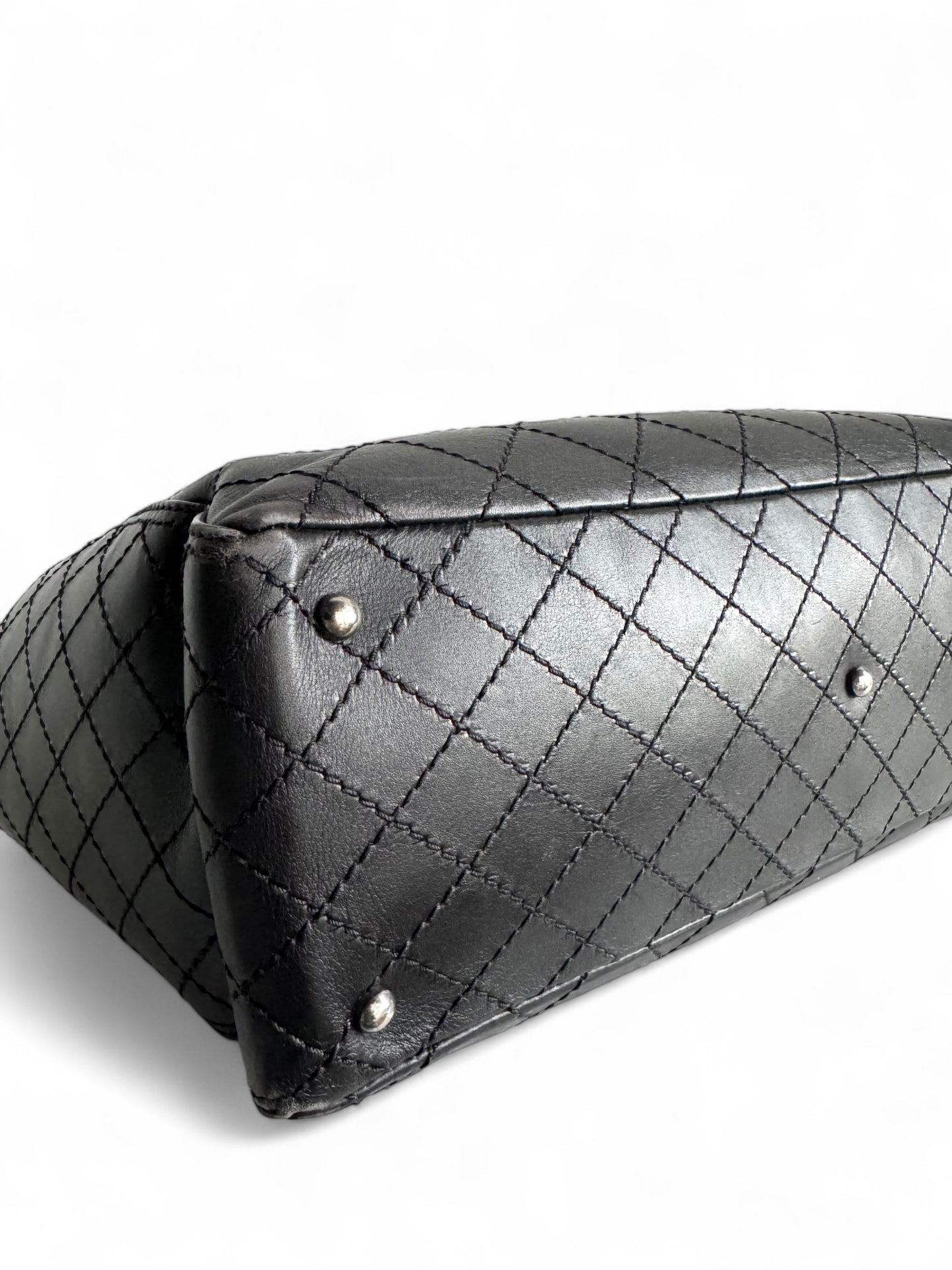 CHANEL
Calfskin CC Pocket Tote