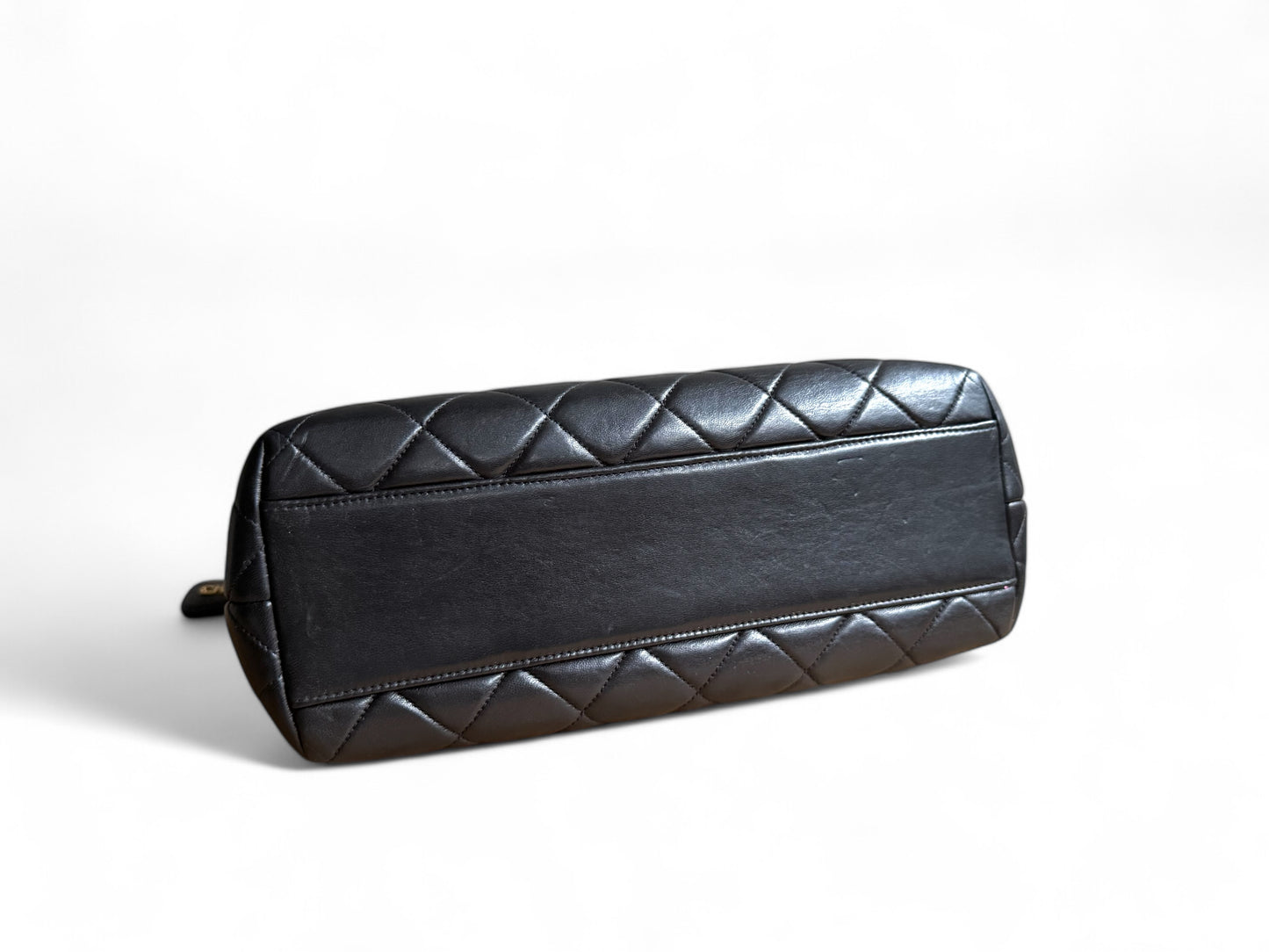 CHANEL Lambskin Quilted Shoulder Bag