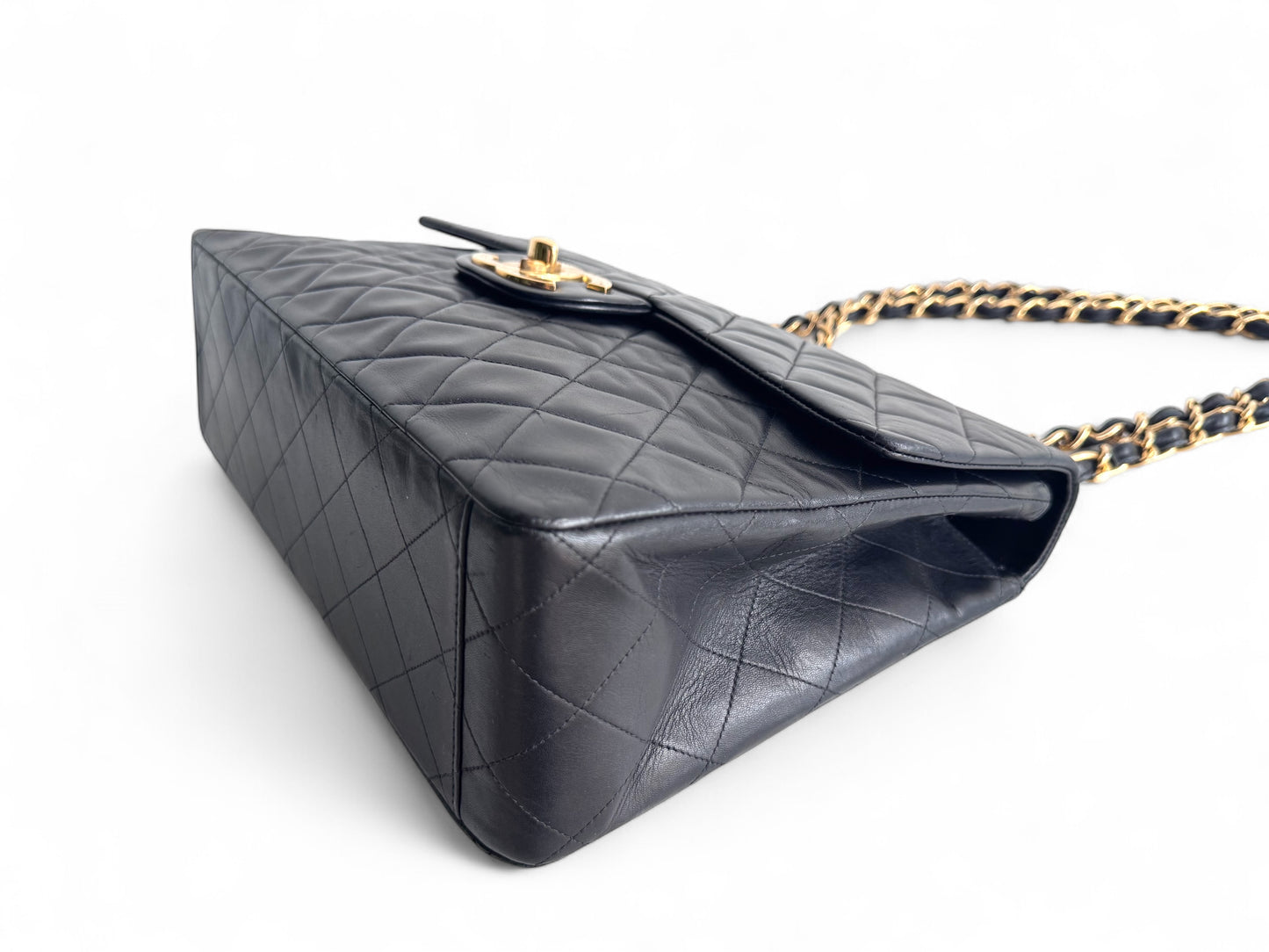 CHANEL Lambskin Quilted XL Jumbo Single Flap