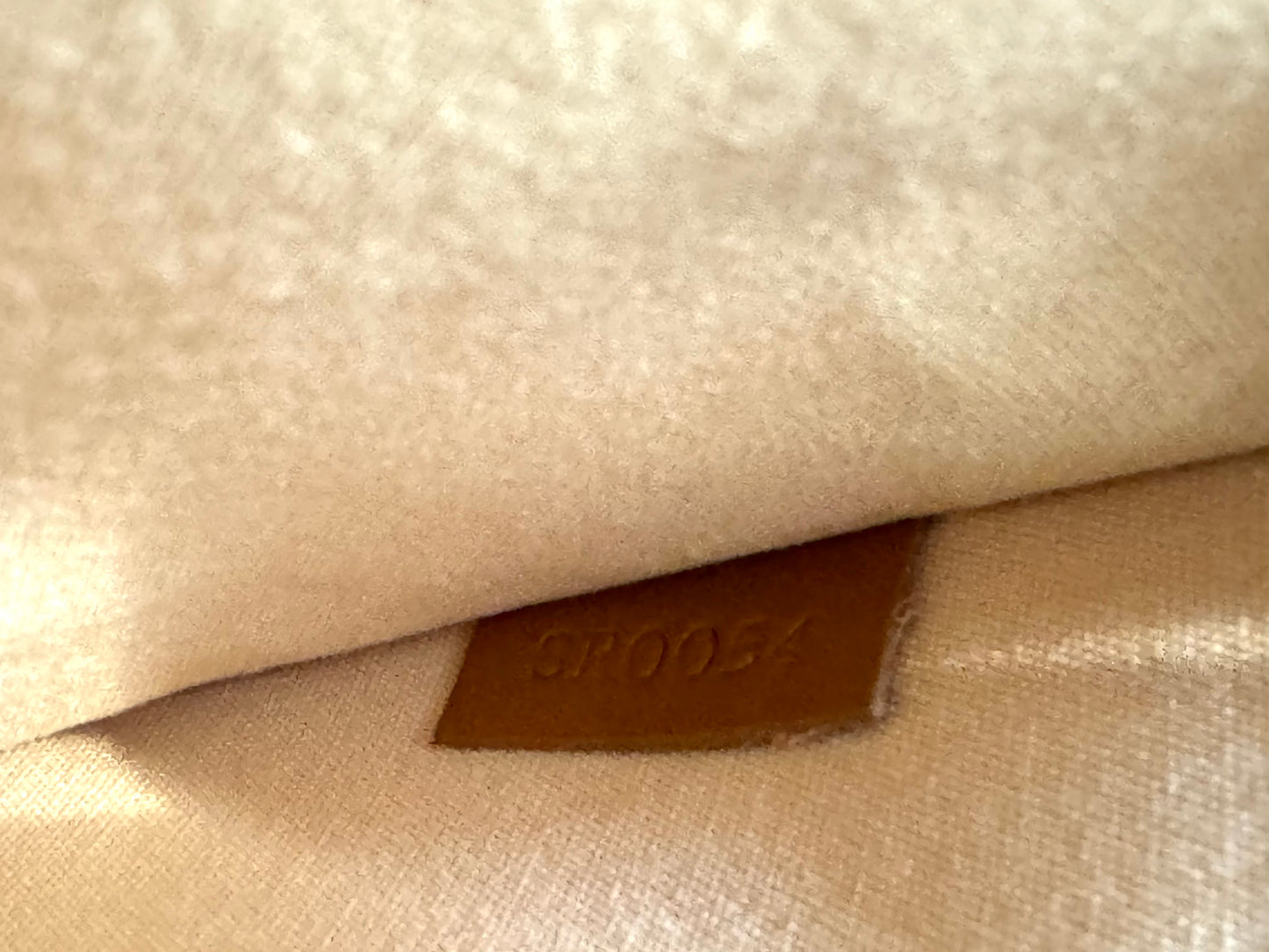 LOUIS VUITTON Mini Monogram LUCILLE PM