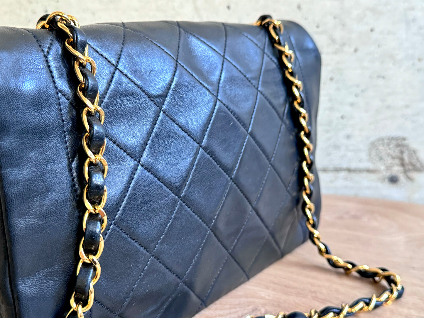 CHANEL Diana Flap Bag Medium