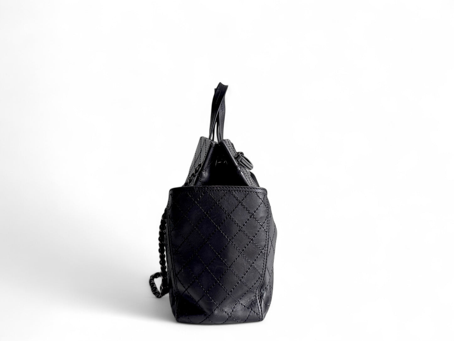 CHANEL
Calfskin CC Pocket Tote