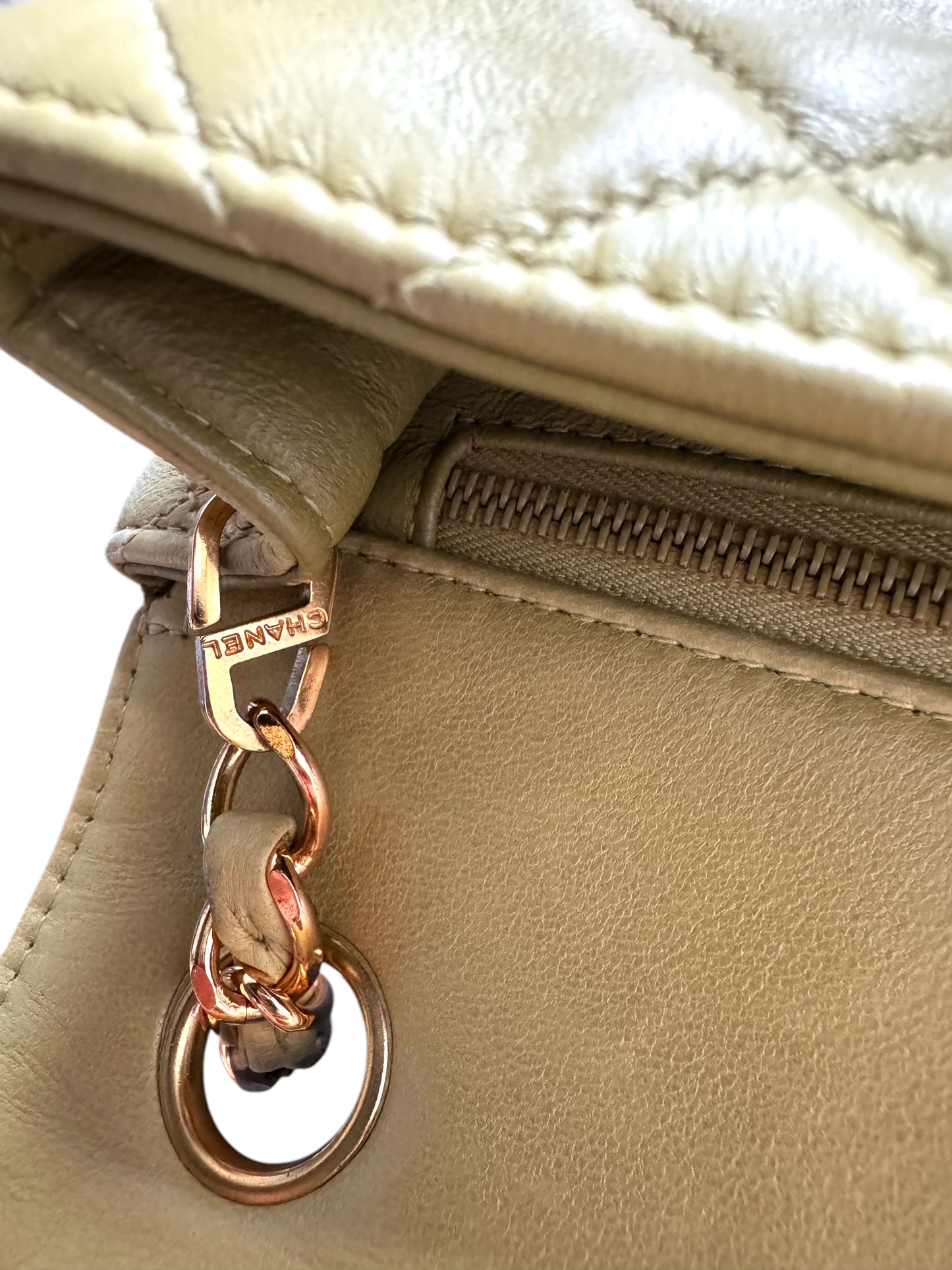 CHANEL Lambskin Classic Single Flap