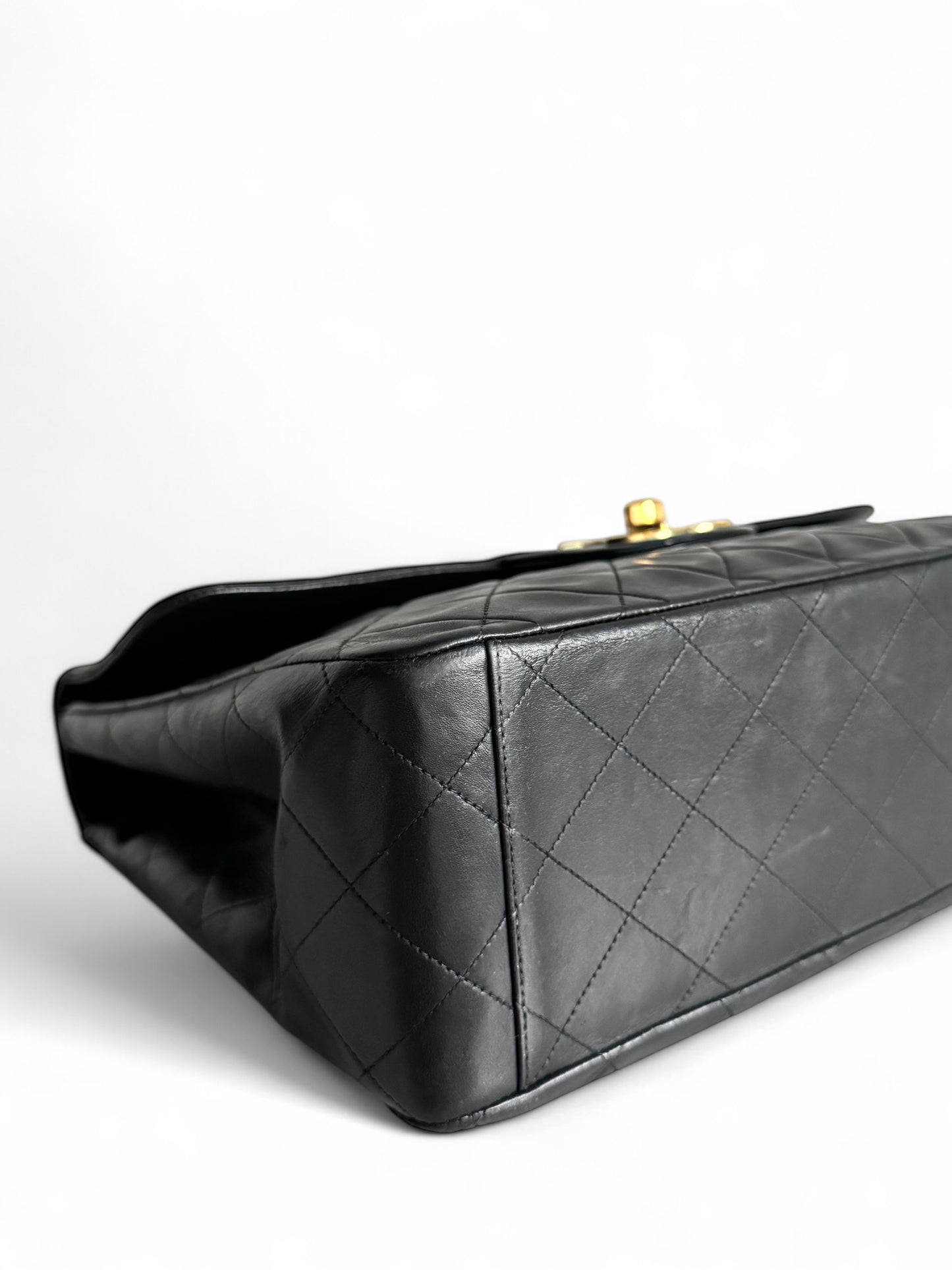 CHANEL Lambskin Quilted XL Jumbo Single Flap Bag