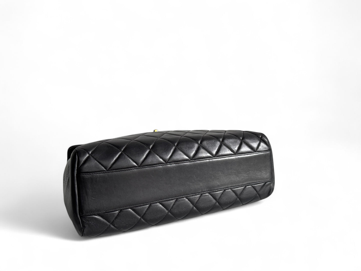 CHANEL Matelasse Lambskin Single Flap Bag