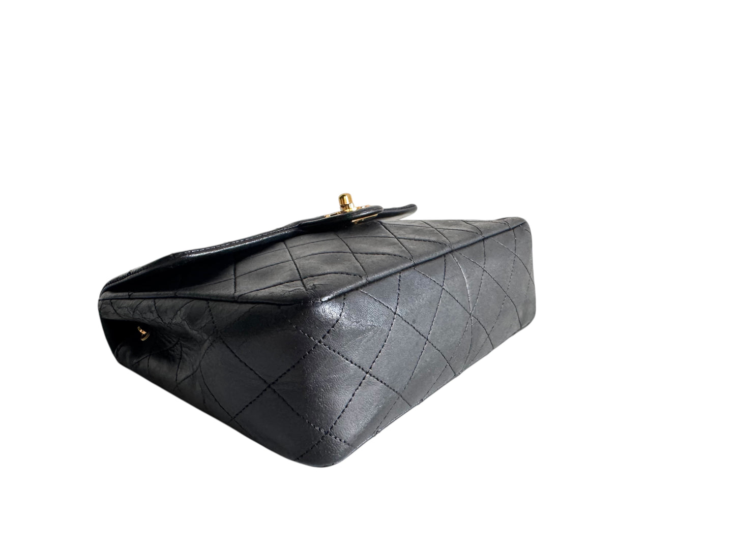 CHANEL Lambskin Quilted Small Single Flap