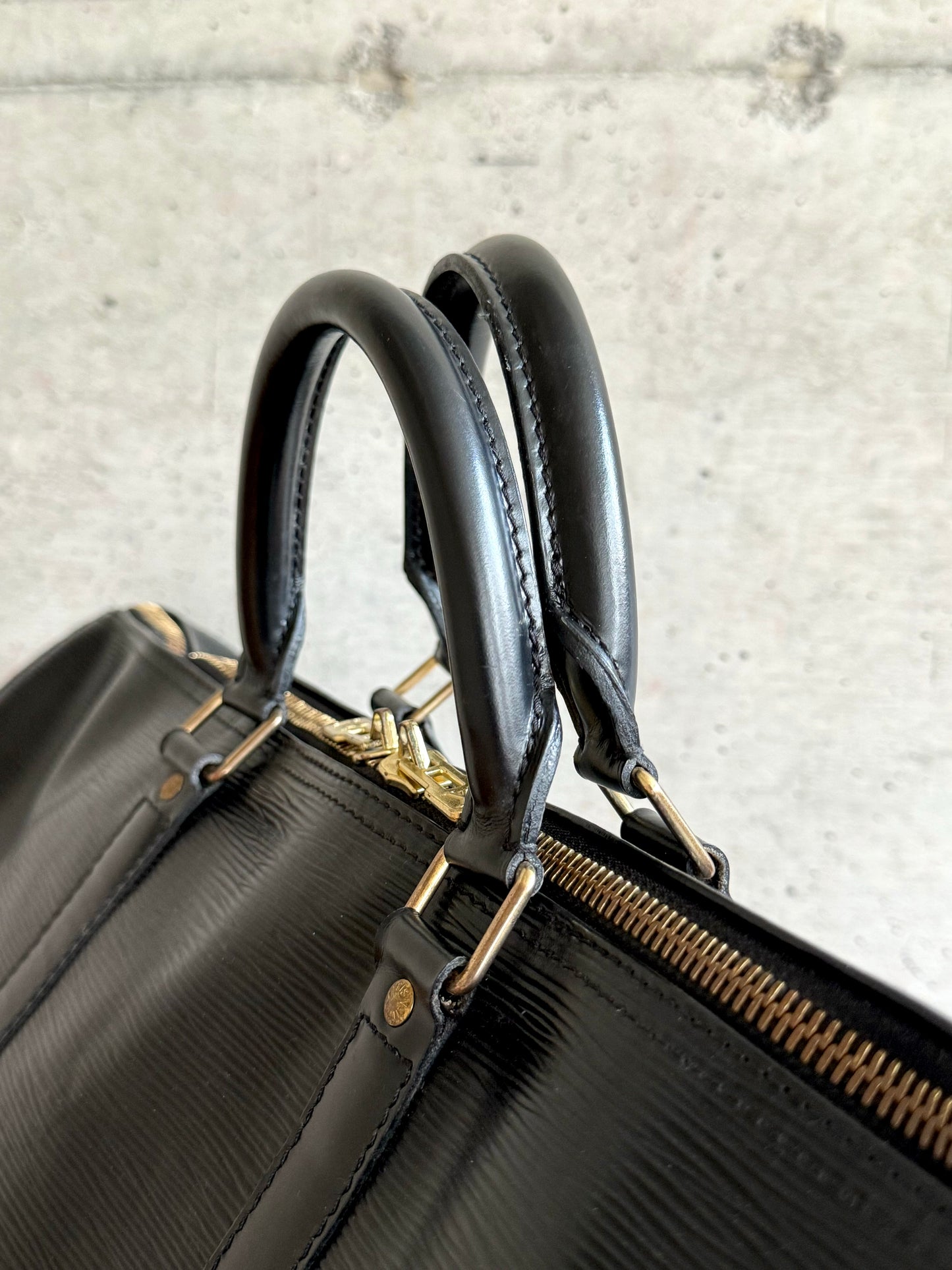 LOUIS VUITTON Epi Keepall 50 Black