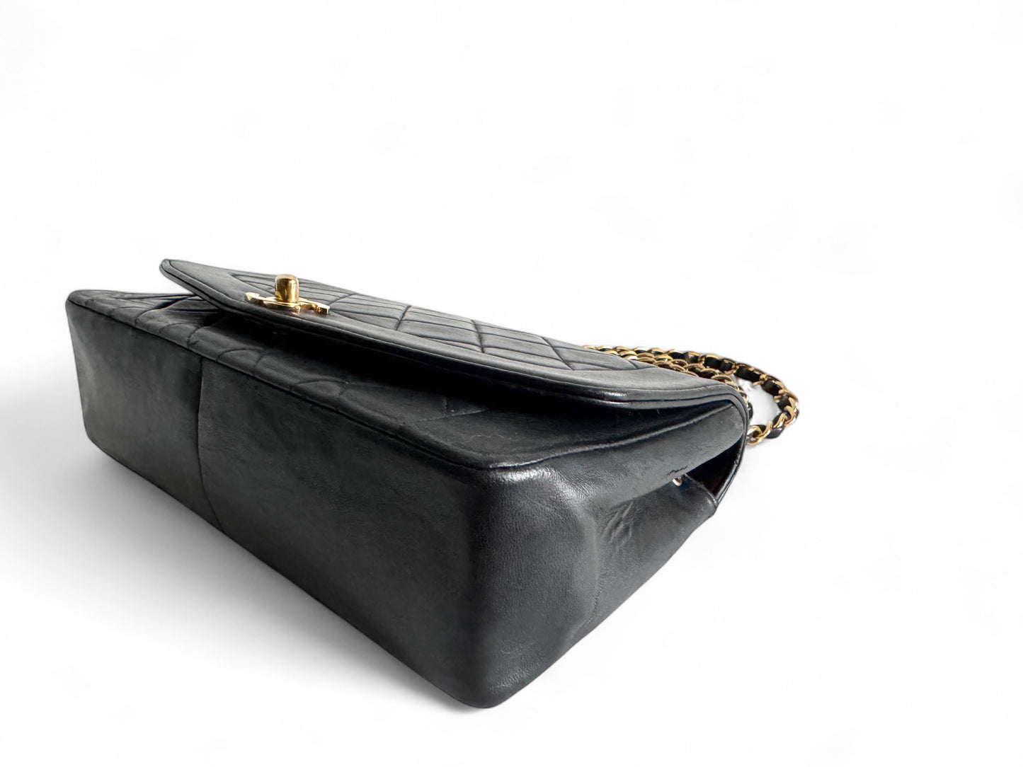 CHANEL Lambskin Diana Quilted Medium Single Flap
