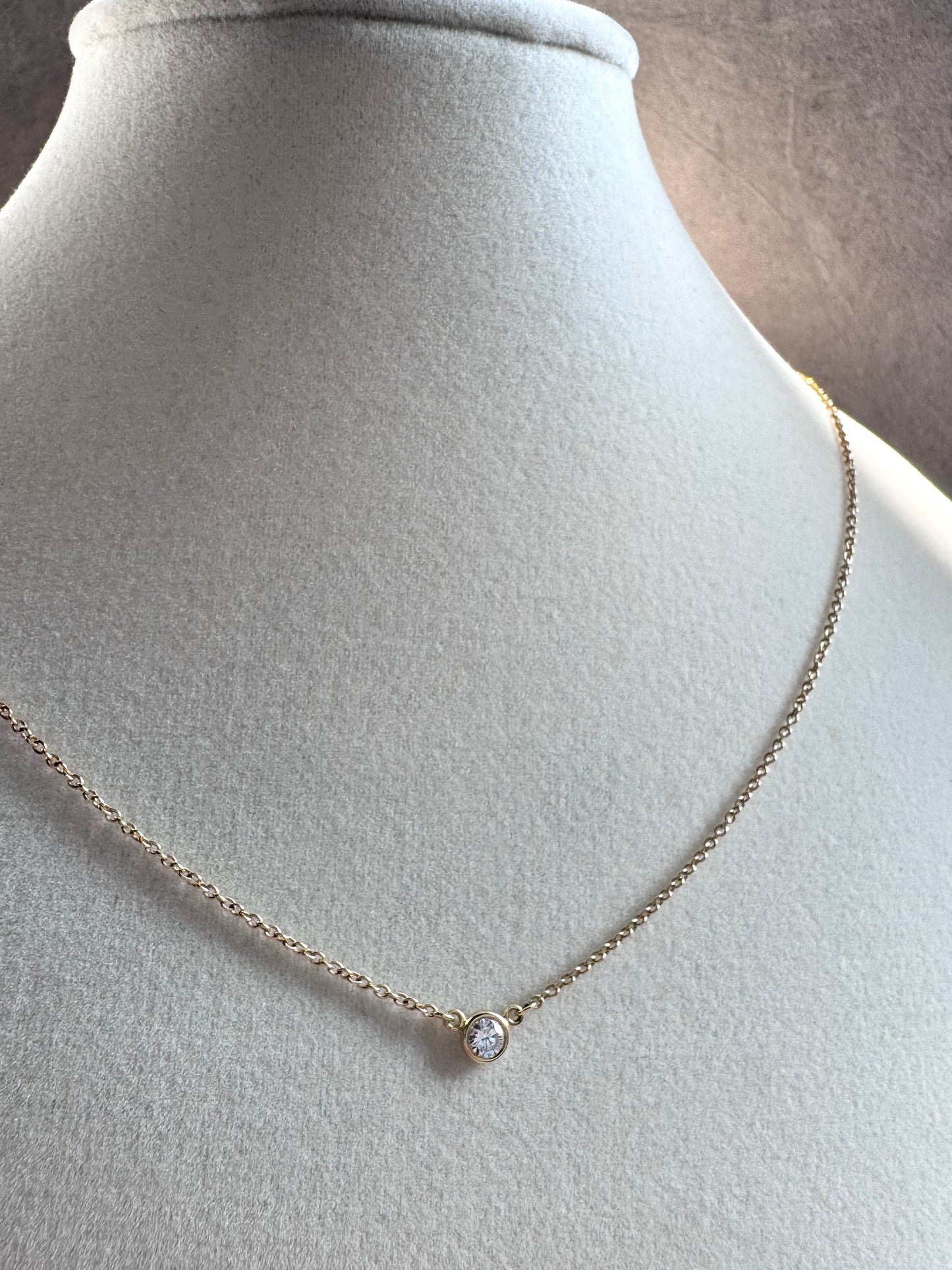 TIFFANY & CO. 18K Yellow Gold Diamond Elsa Peretti Diamonds by the Yard Pendant Necklace