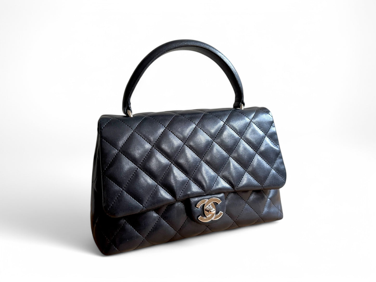 CHANEL Lambskin Quilted Medium Kelly Flap Bag