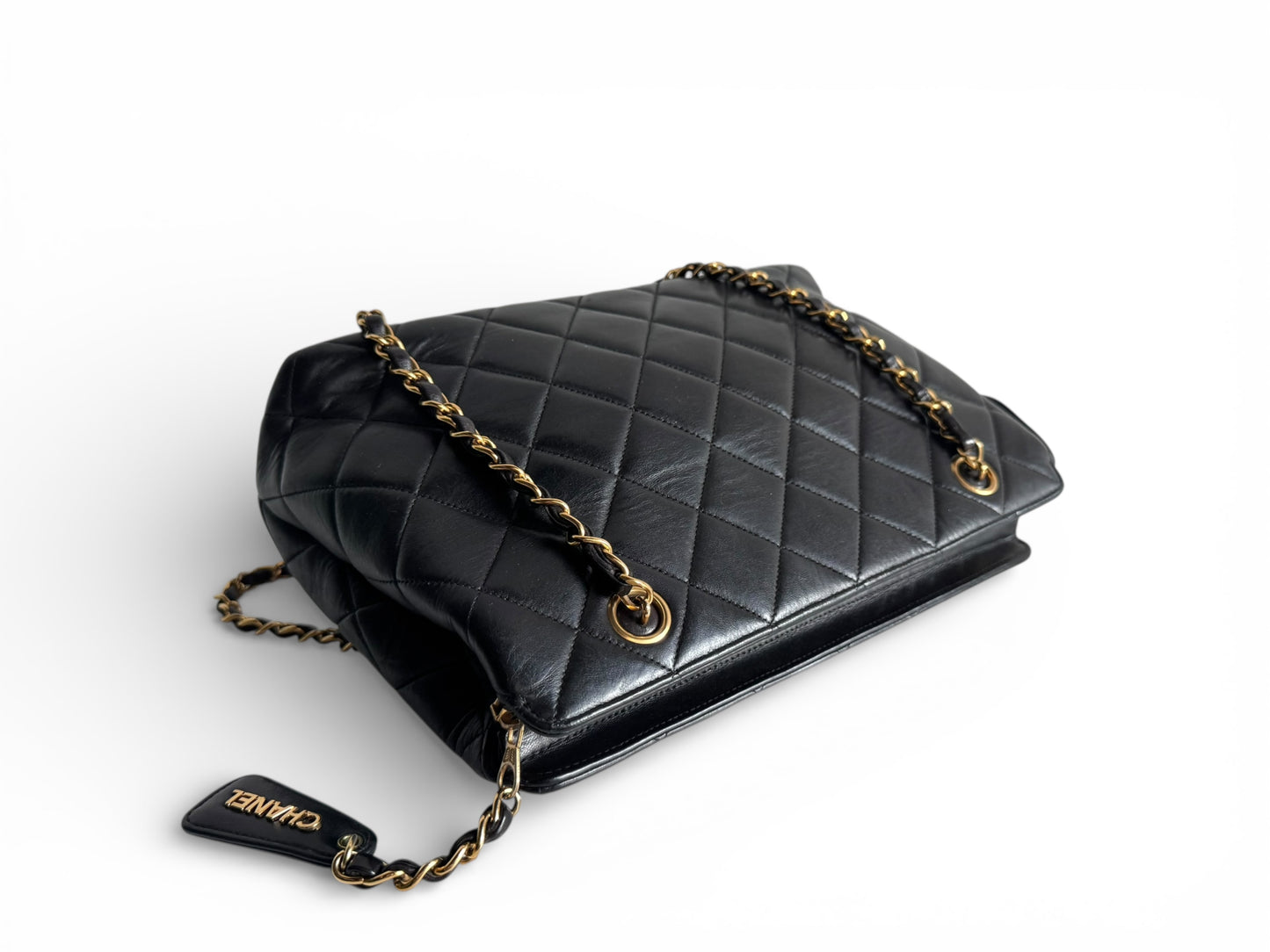 CHANEL Lambskin Quilted Shoulder Bag