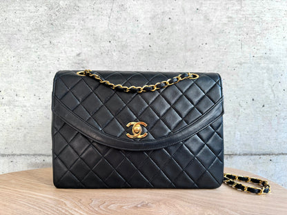 CHANEL Lambskin Quilted Medium Single Flap