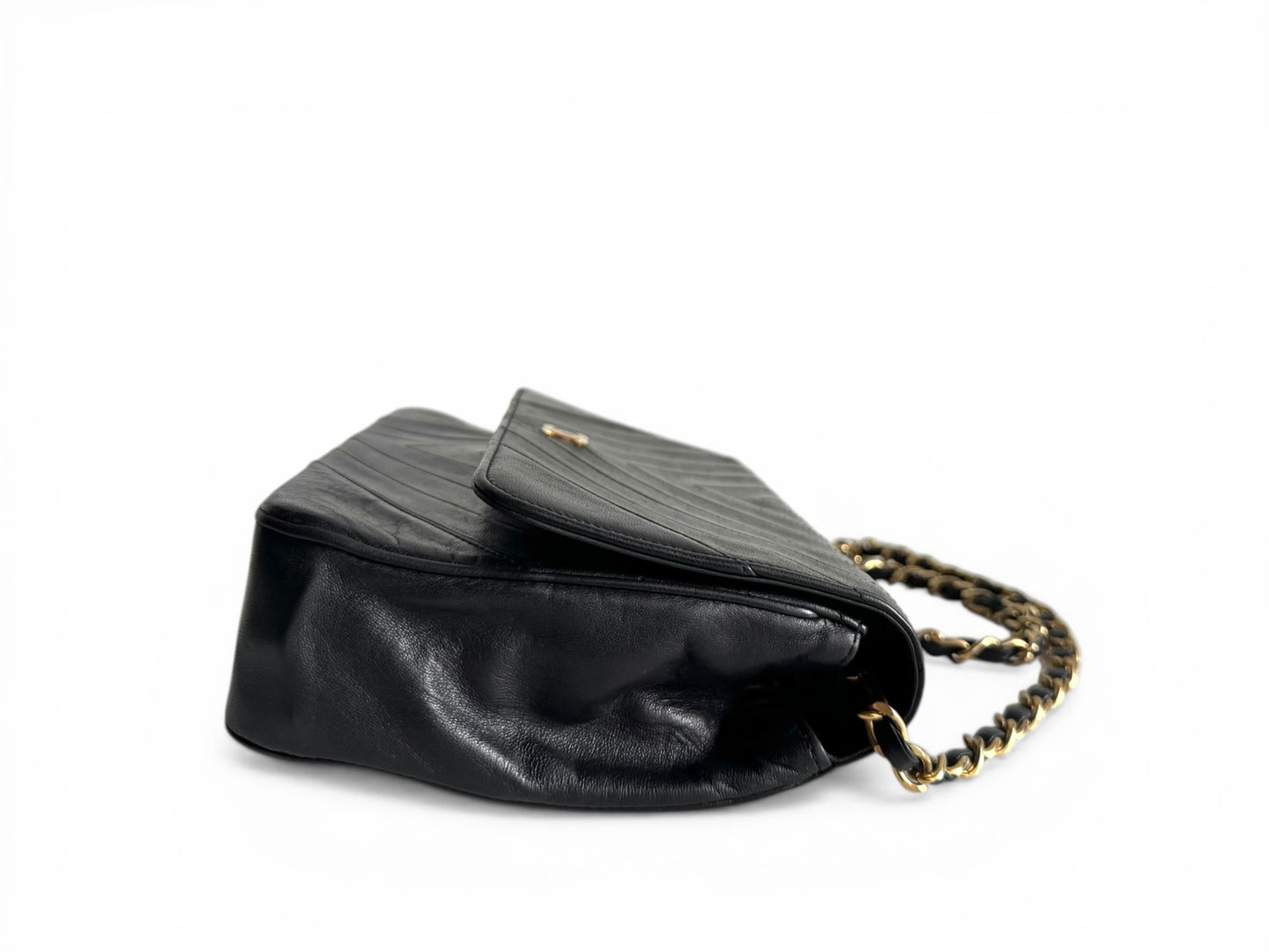 CHANEL Lambskin Chevron Flap Chain Shoulder Bag