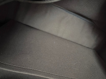 Louis Vuitton Taiga Taimyr Messenger Bag