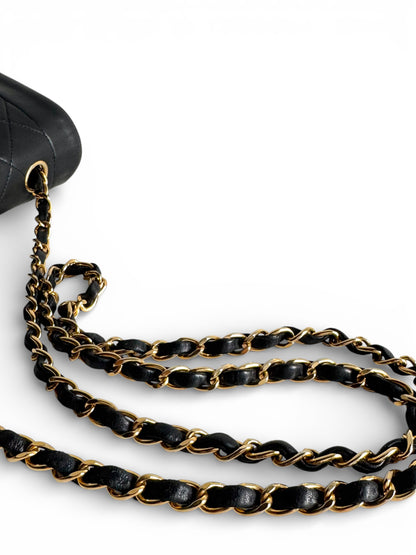 CHANEL Lambskin Diana Quilted Medium Single Flap