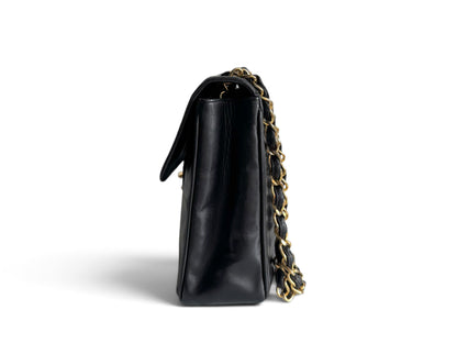CHANEL Lambskin Vertical Quilt Jumbo Single Flap