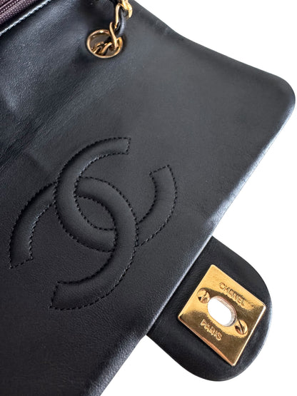 CHANEL Lambskin Quilted Small Single Flap