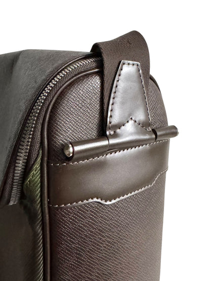 Louis Vuitton Taiga Taimyr Messenger Bag