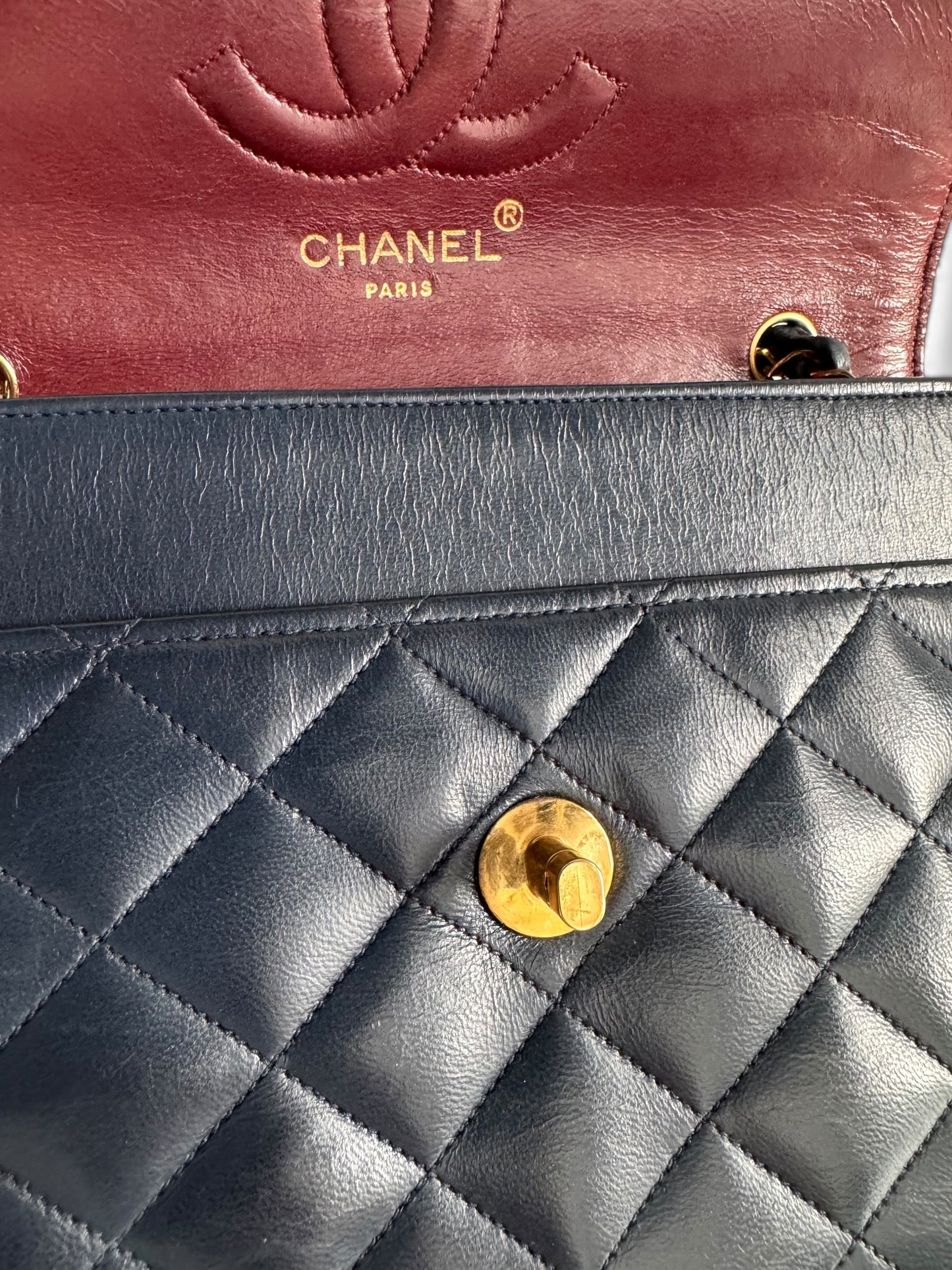 CHANEL Lambskin Quilted Small Single Flap