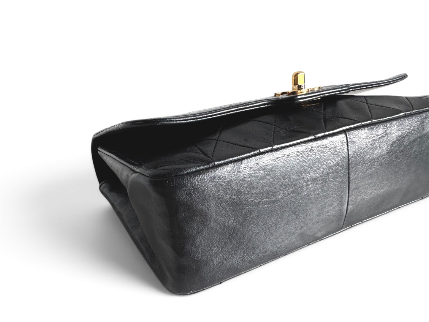 CHANEL Classic Lambskin Single Flap