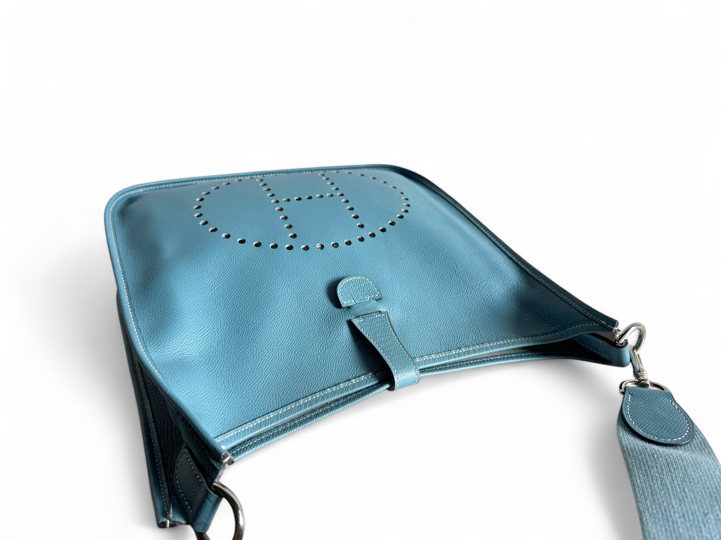 HERMES Courchevel Evelyne GM Blue Jean